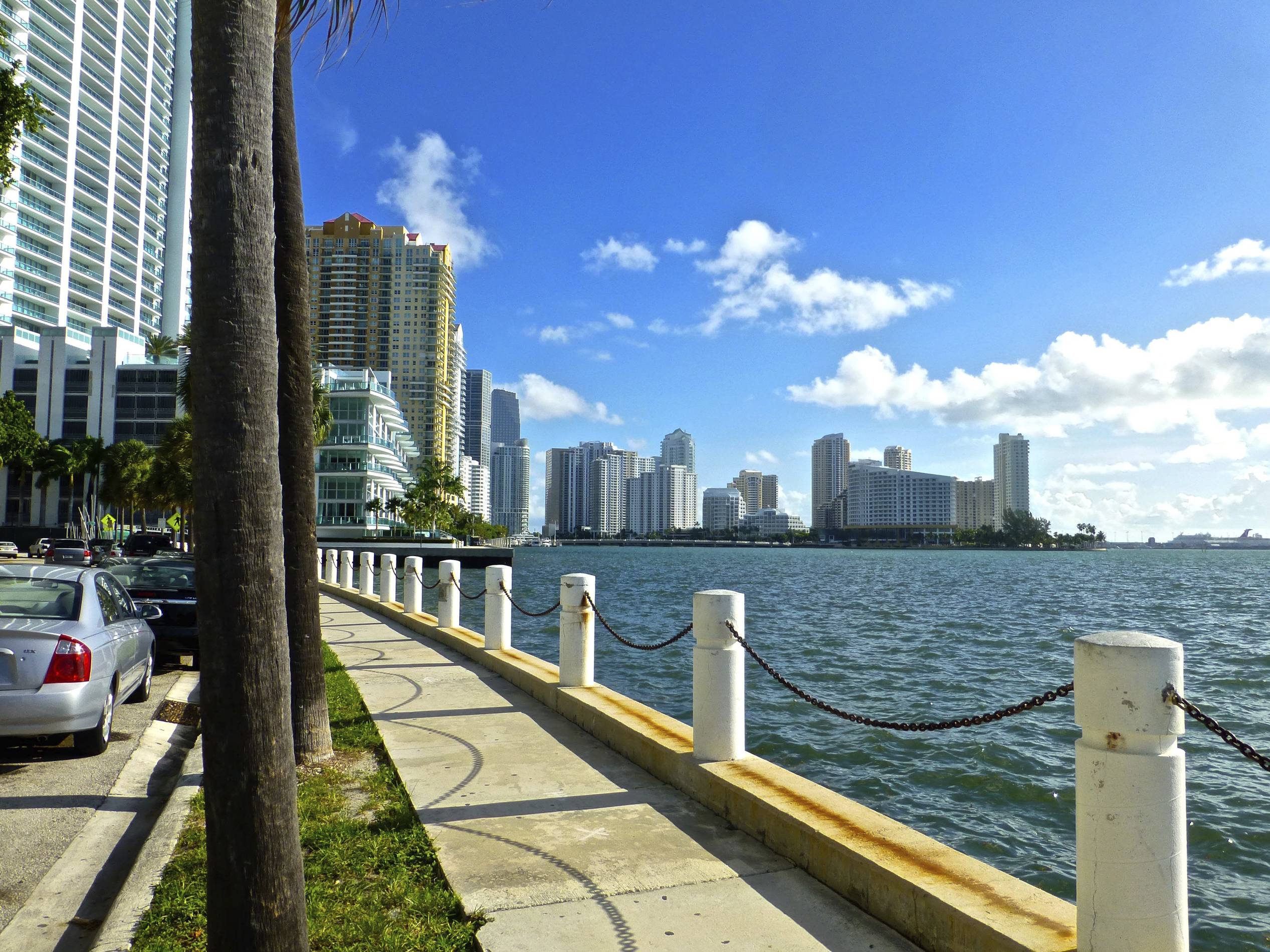 Scenic Drives in Miami: Explore Stunning Routes