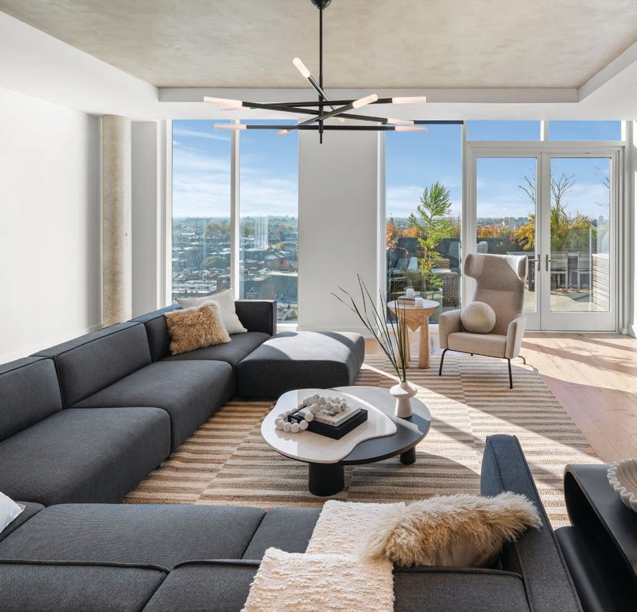 Picture of Luxurious Penthouse with Golf Simulator in Center City