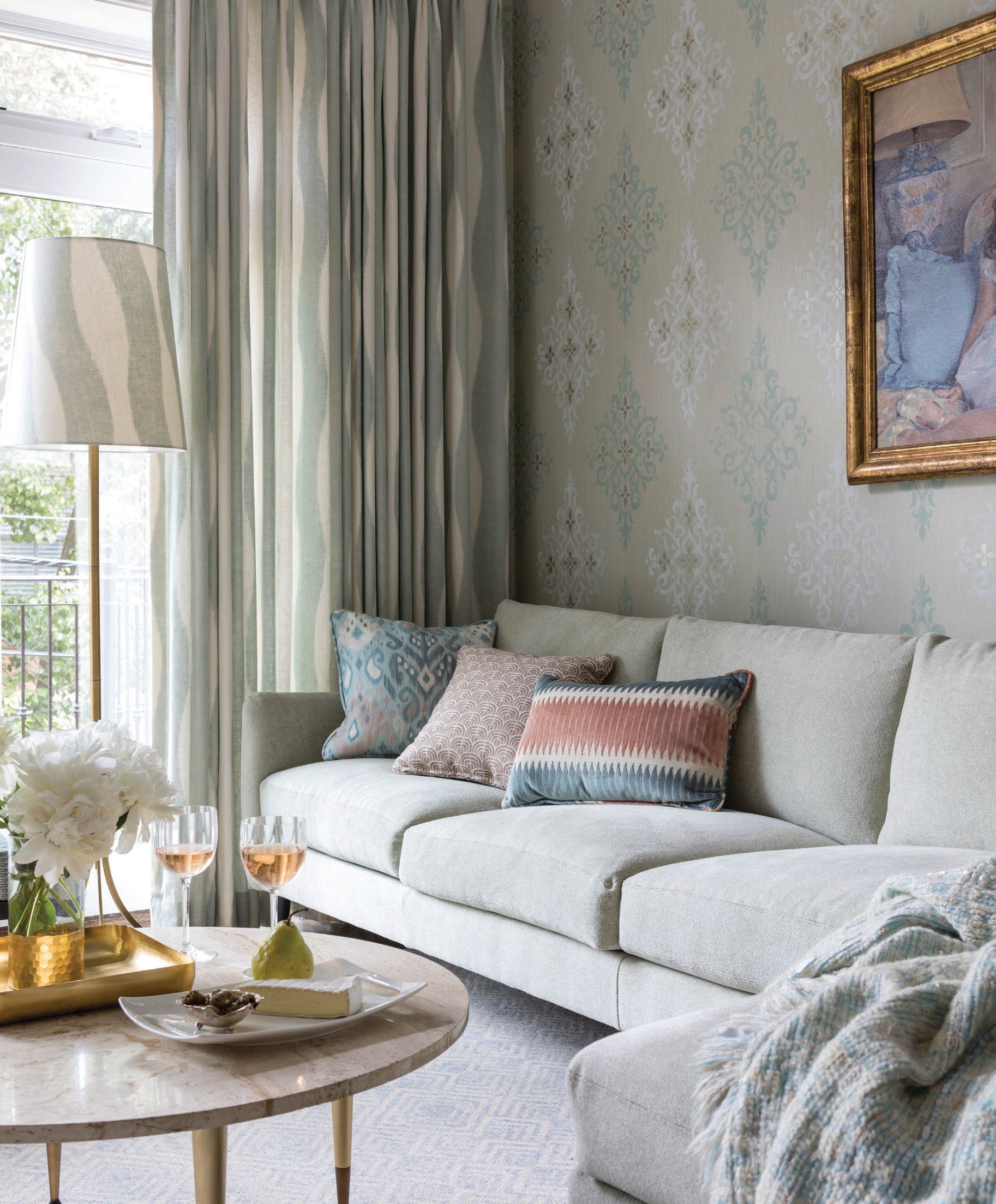 Modern Feminine Brownstone Design: Timeless & Chic