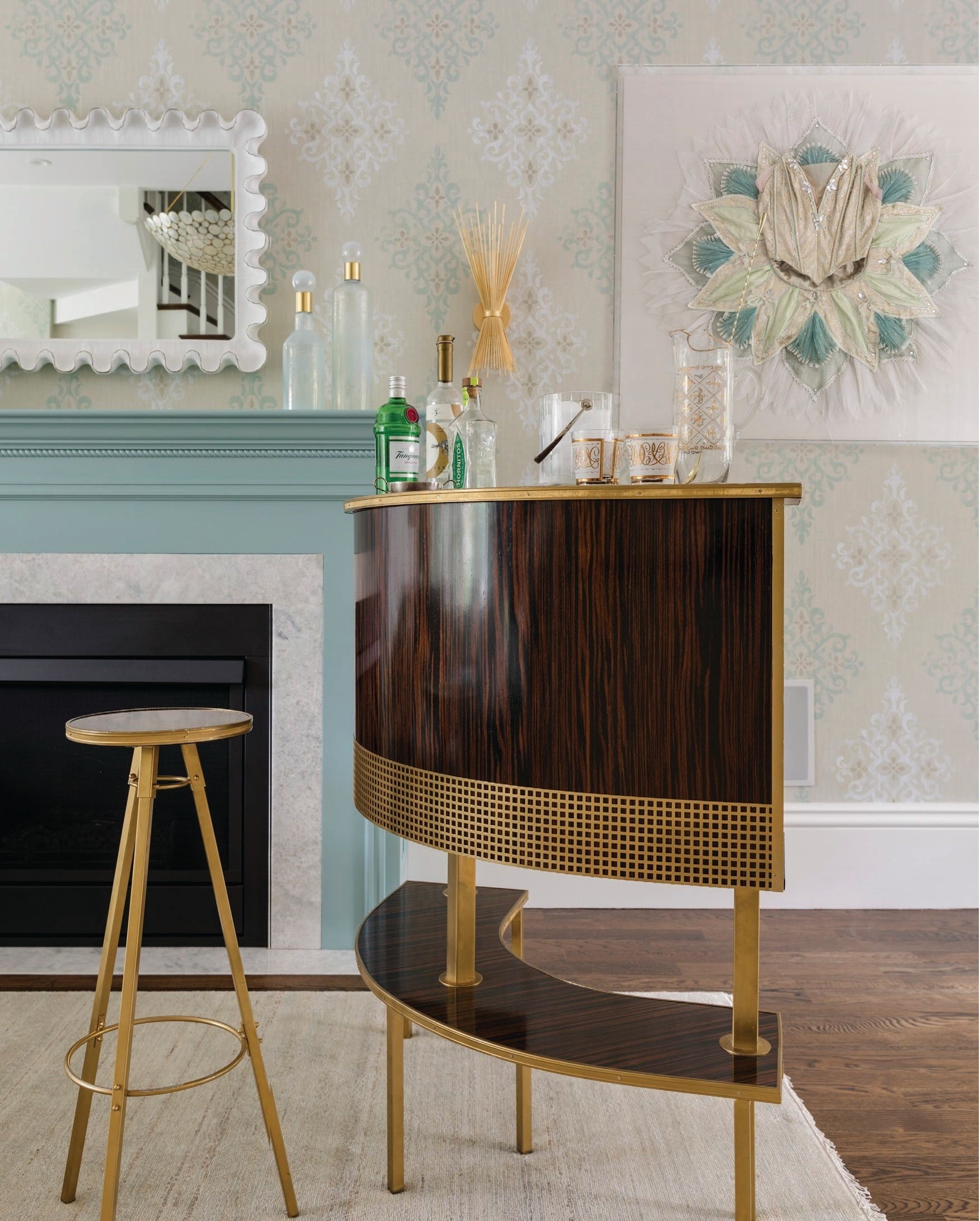 Modern Feminine Brownstone Design: Timeless & Chic