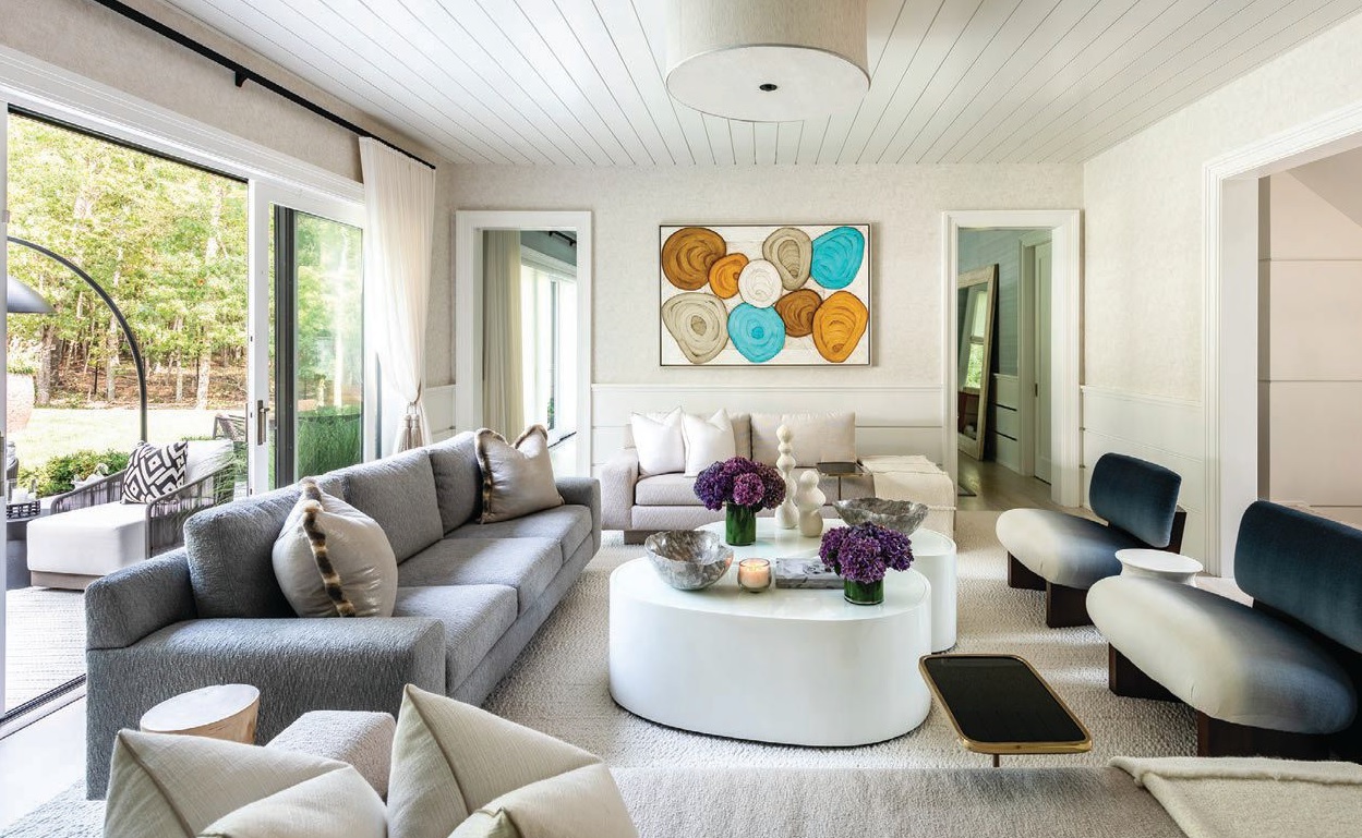 Hamptons Oasis: Downey Interiors' Luxurious Home Design