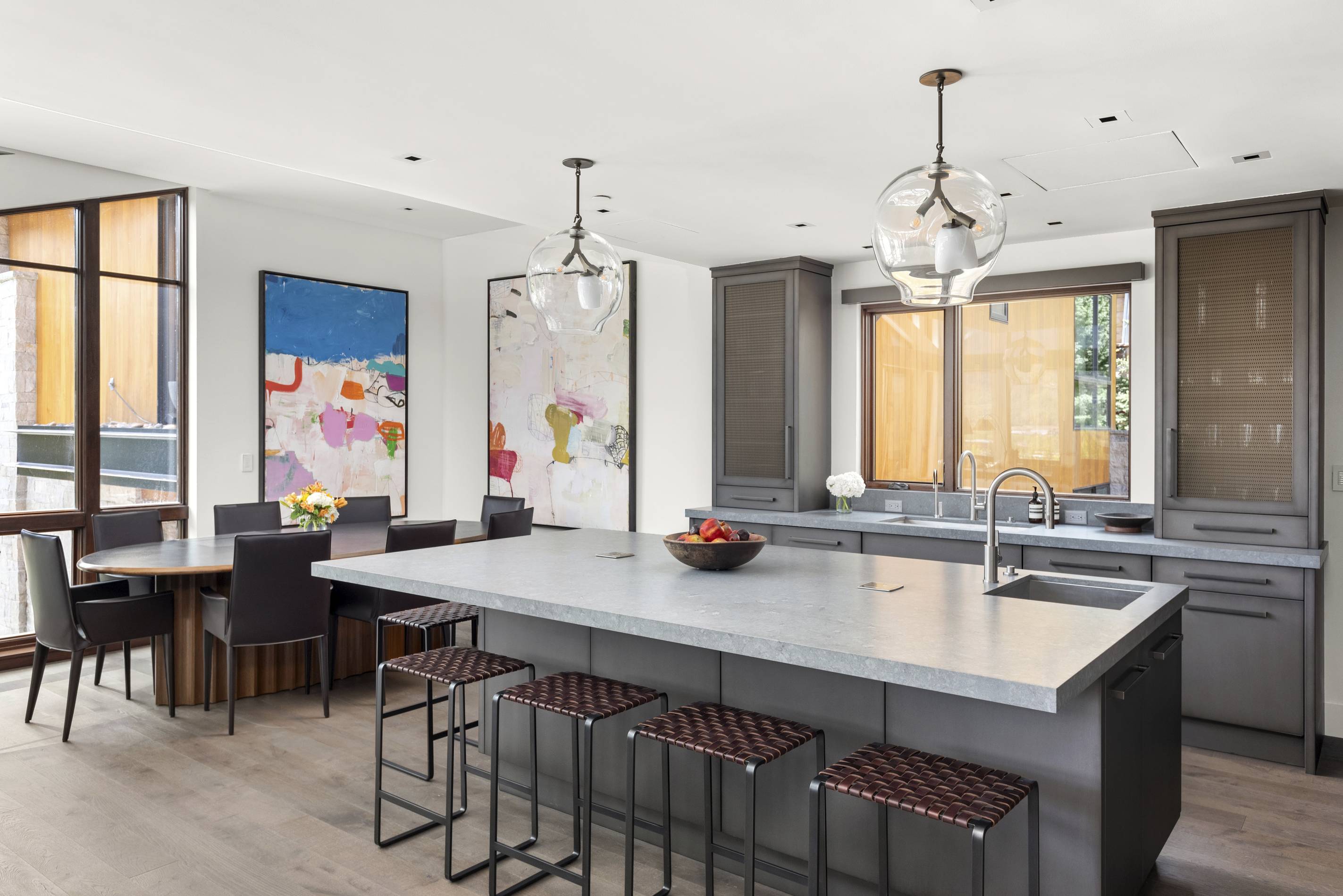 Luxury One Aspen Townhome: Modern Design & Mountain Access