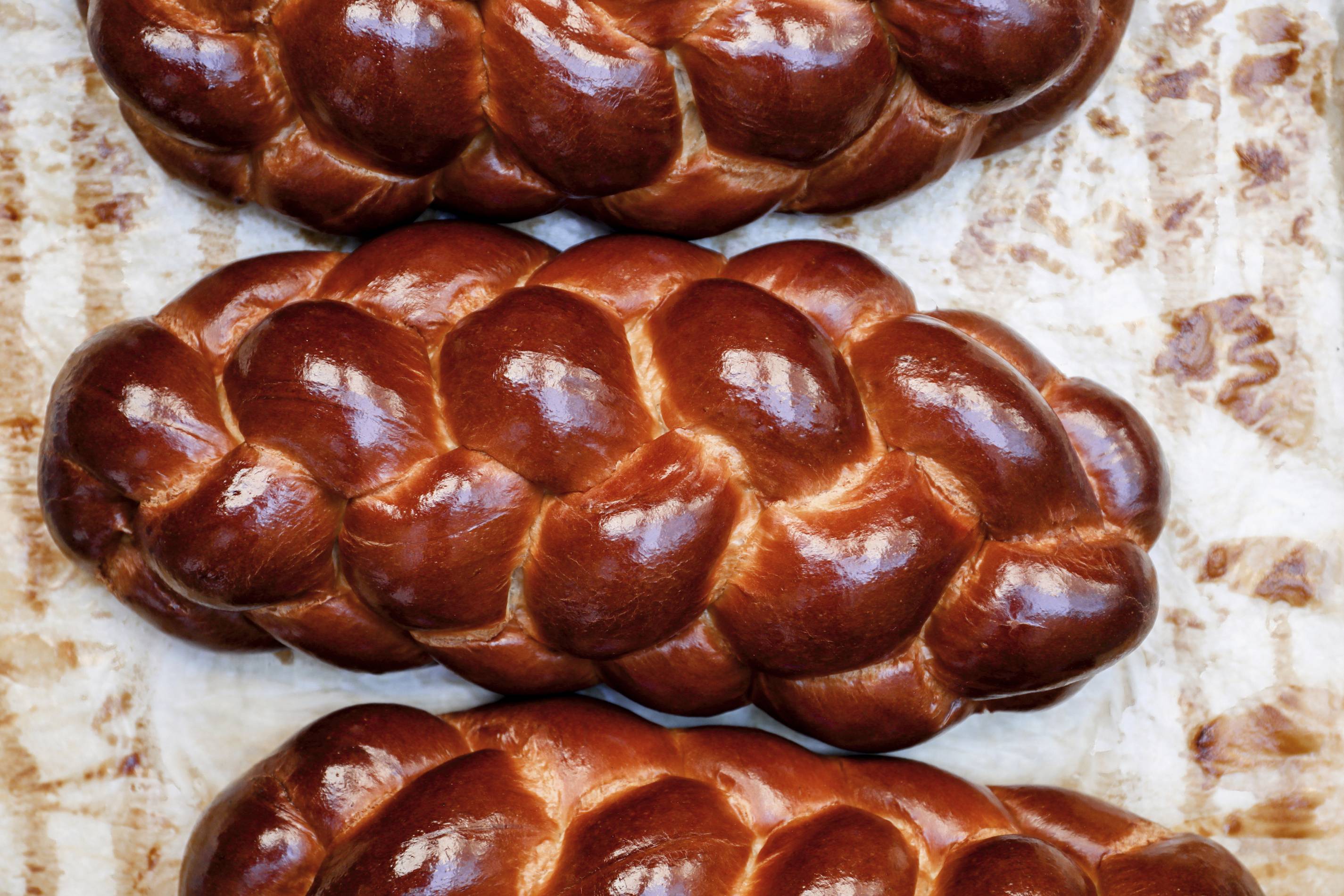 Challah at Hewn