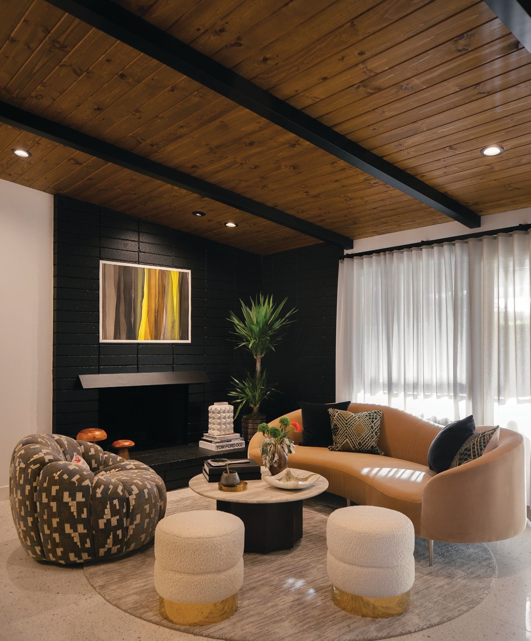 Revamp Your 1950s Home: Chic Palm Springs Transformation