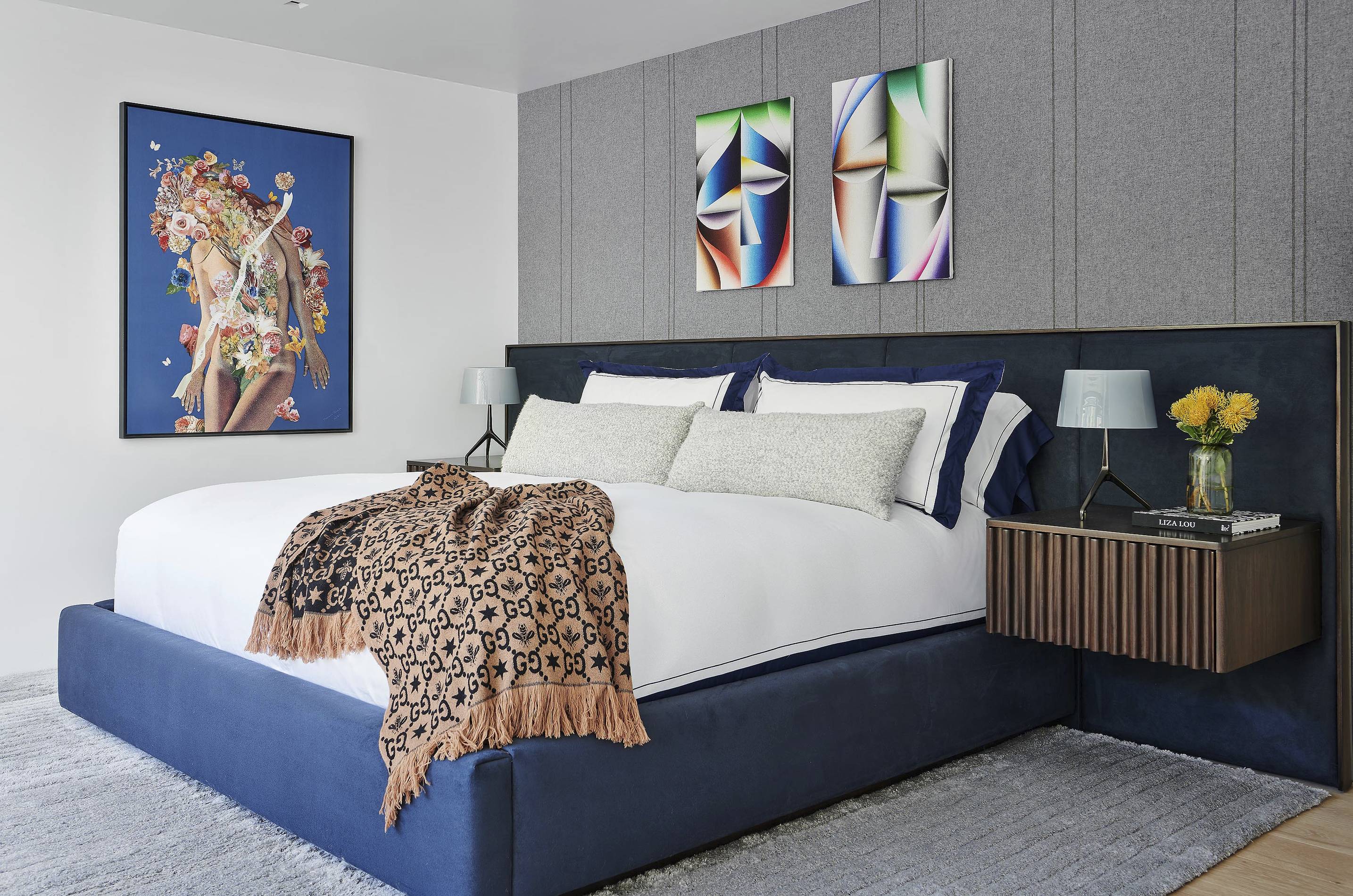 A closer look at Off-Grid Penthouse With Modern Amenities