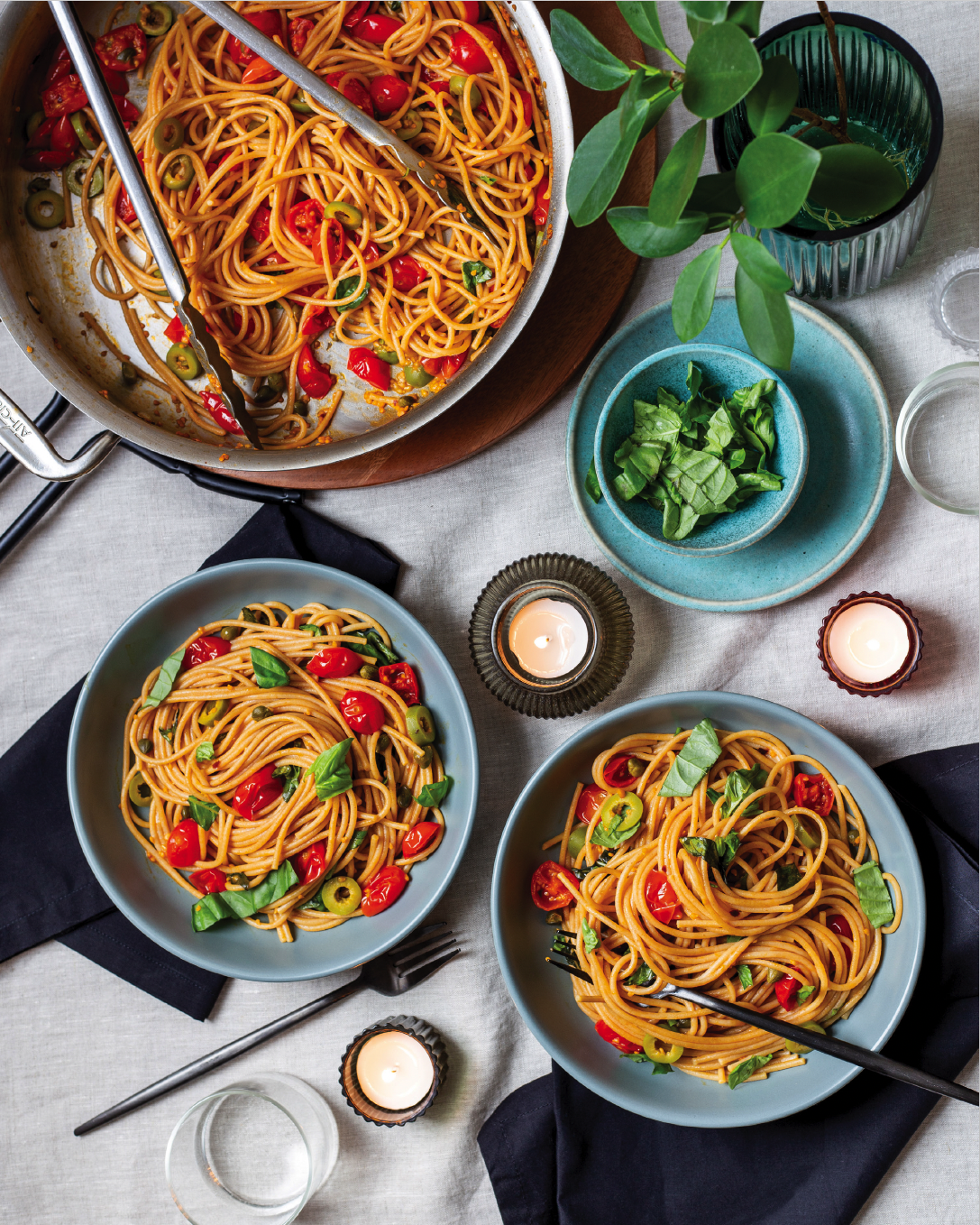 Spaghetti Pomodoro Recipe by Celebrity Chefs