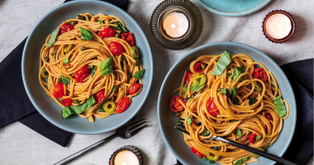Spaghetti Pomodoro Recipe by Celebrity Chefs