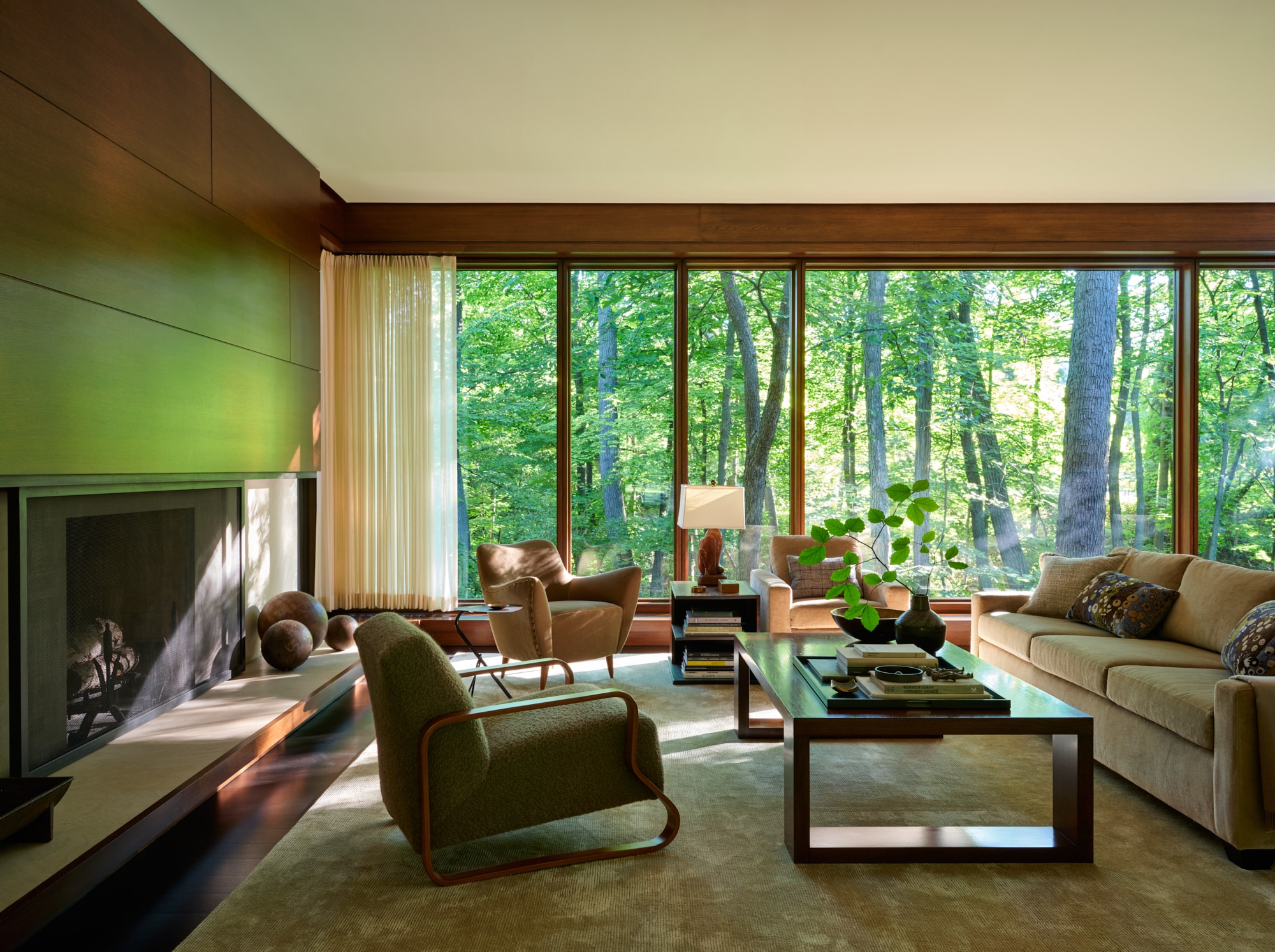 Explore Luxury Living: North Shore Homes Under $8M