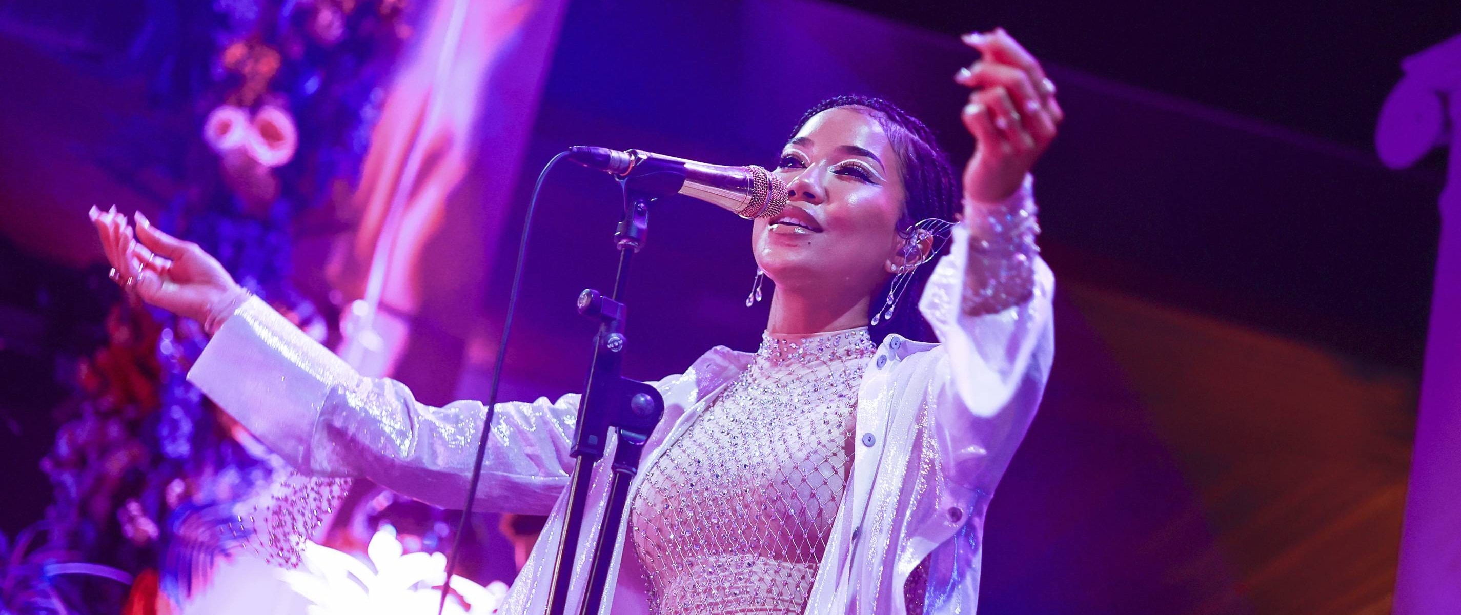 jhene-aiko-live-in-san-francisco-magic-hour-tour-2023