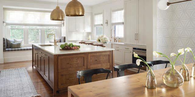 Custom Colonial Home Design: Maximizing Space & Style