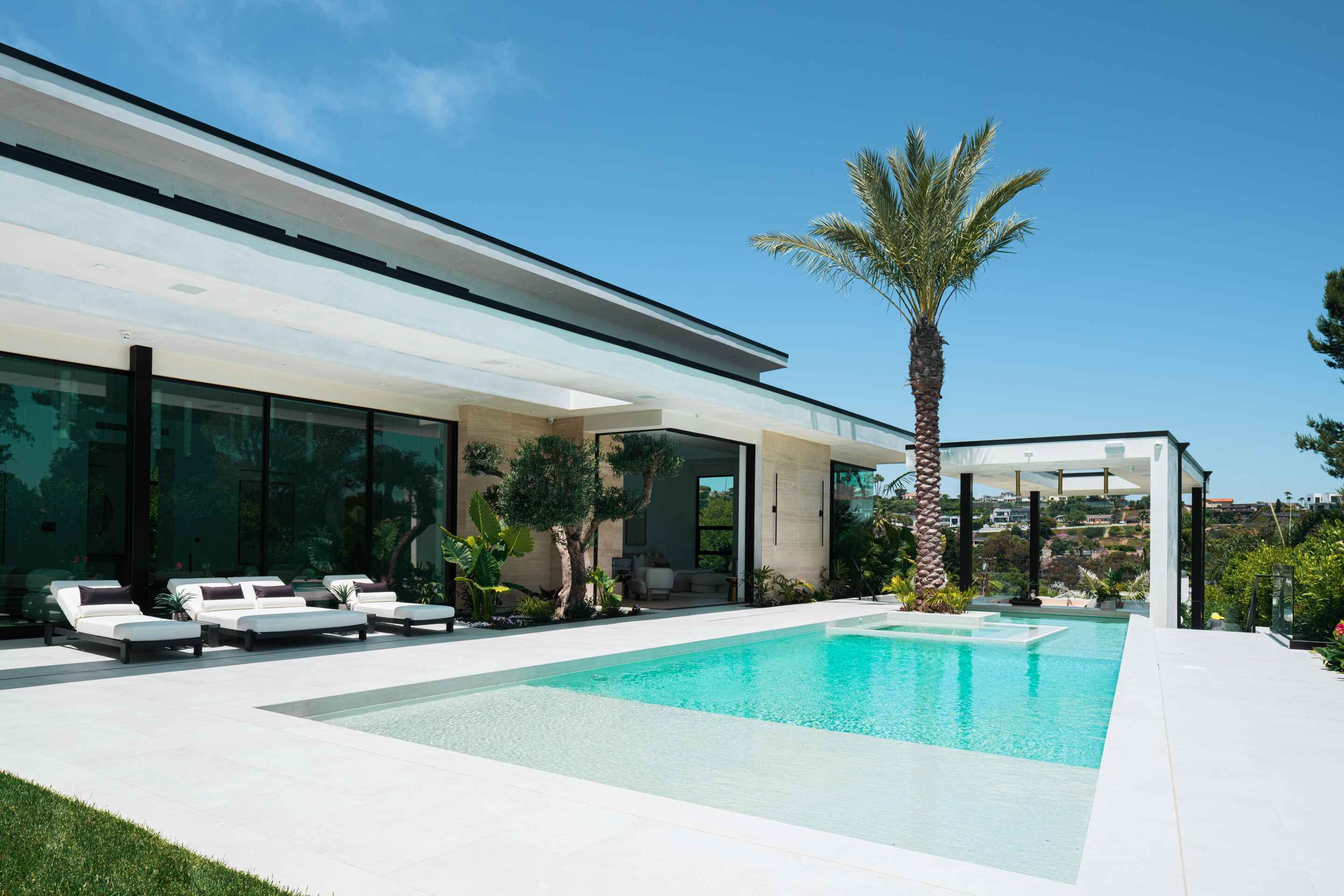 Modern La Jolla Home Listed at $24.95 Million