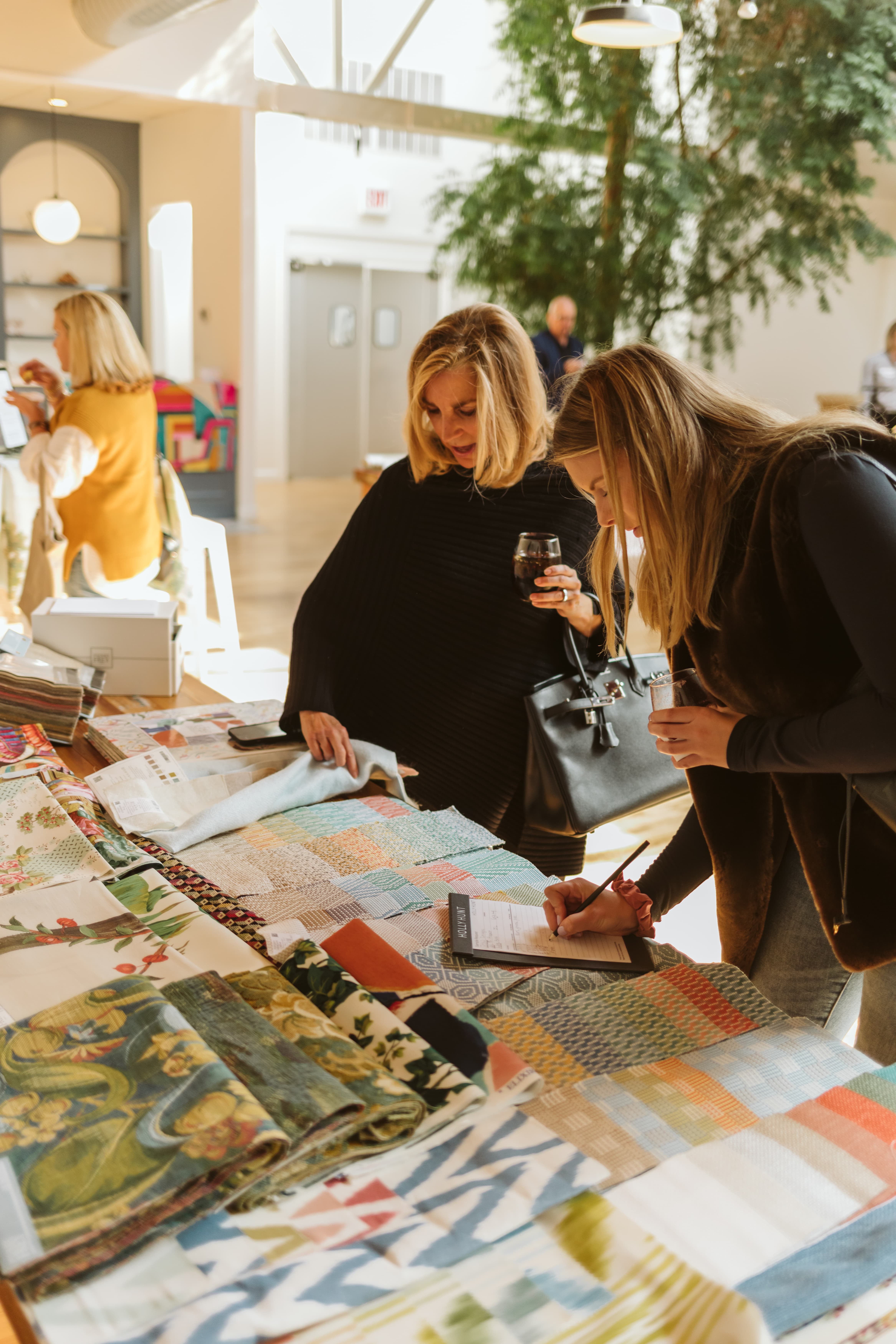 Join DesignerLink Community: Connect & Elevate Your Design