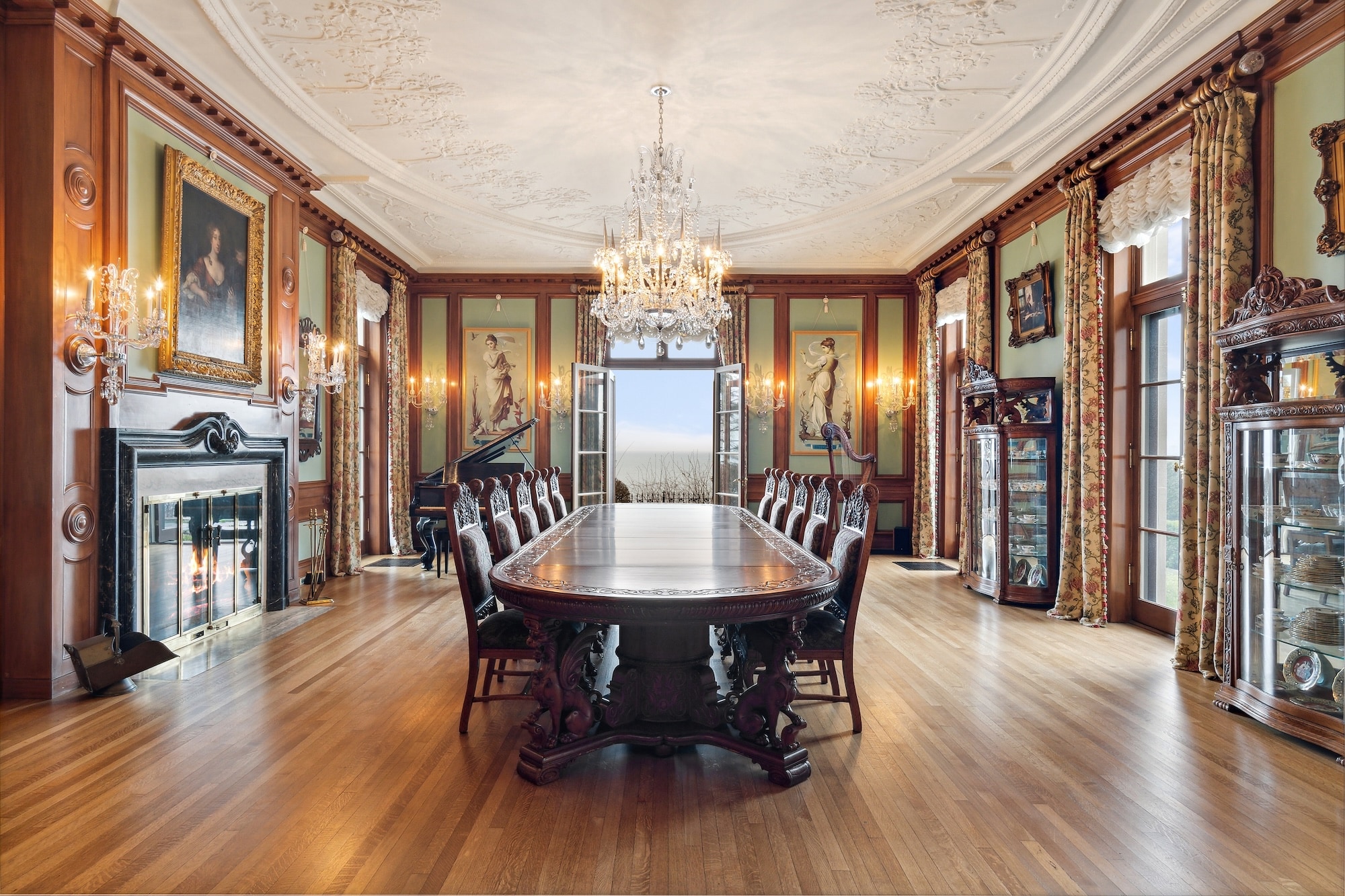 Explore Historic Luxury at North Shore’s Architectural Gems