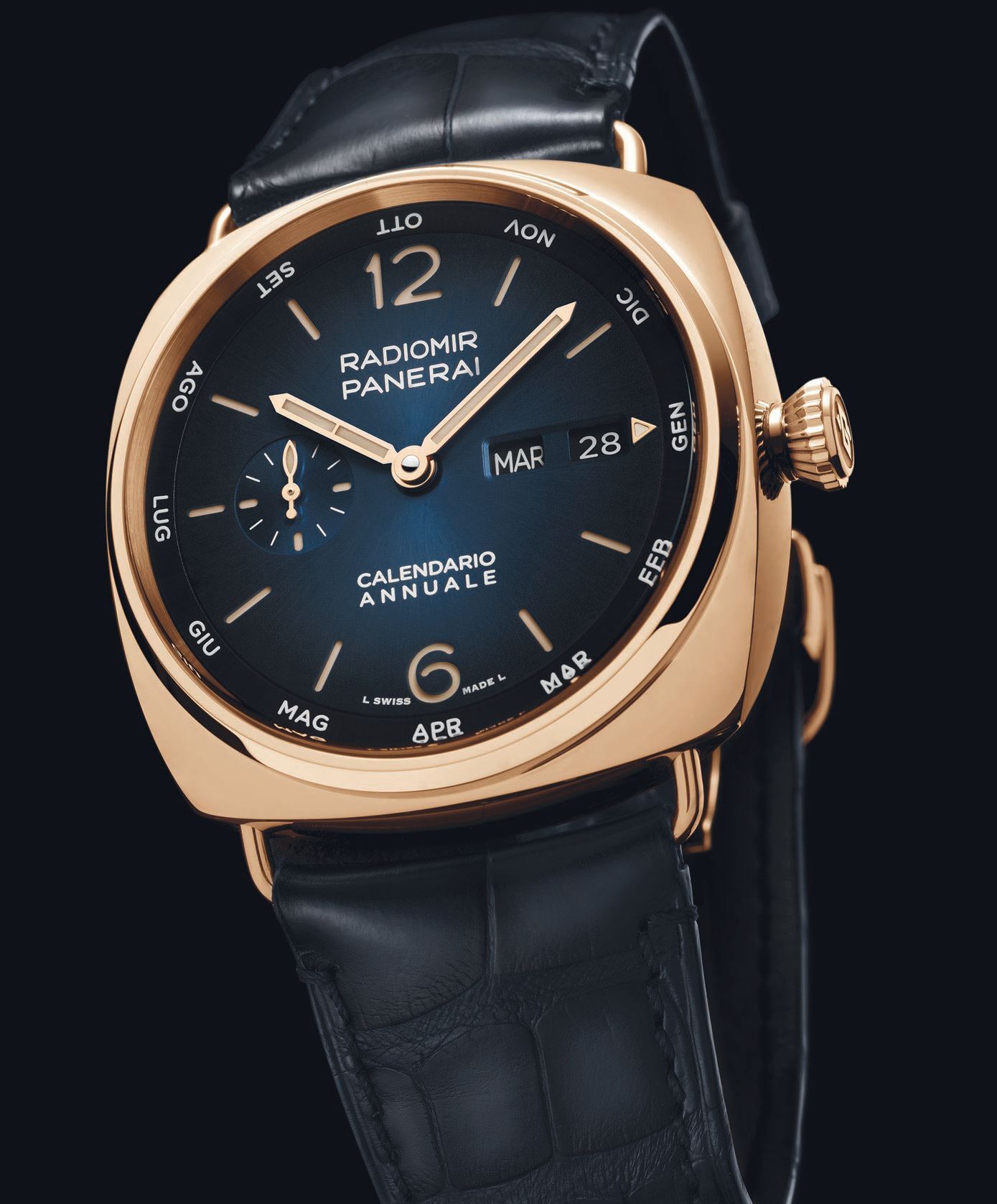 Panerai Radiomir Annual Calendar Goldtech, panerai.com JEWELRY PHOTO COURTESY OF GREENLEAF & CROSBY PHOTO COURTESY OF BRAND