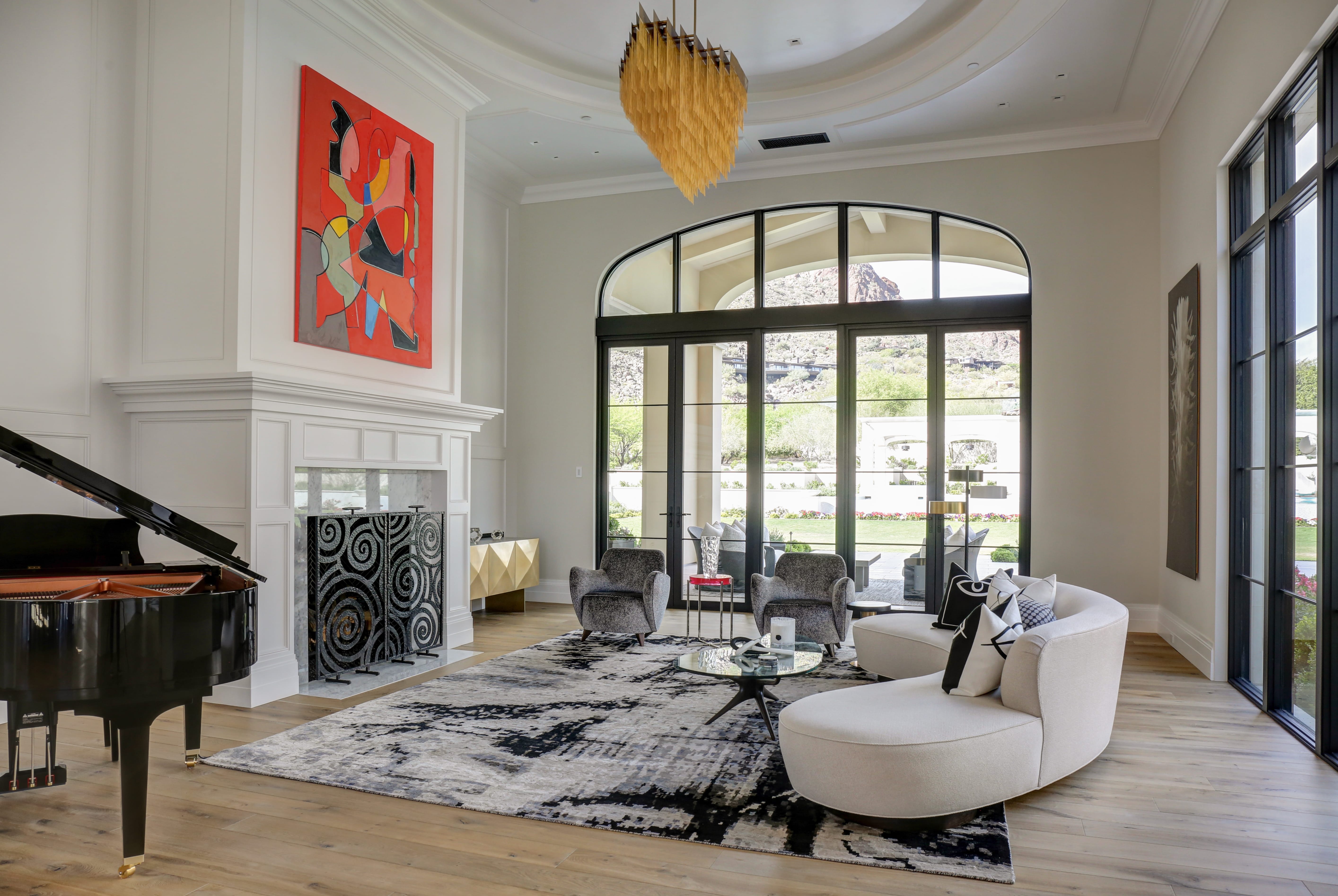 Luxurious Paradise Valley Home with Camelback Views