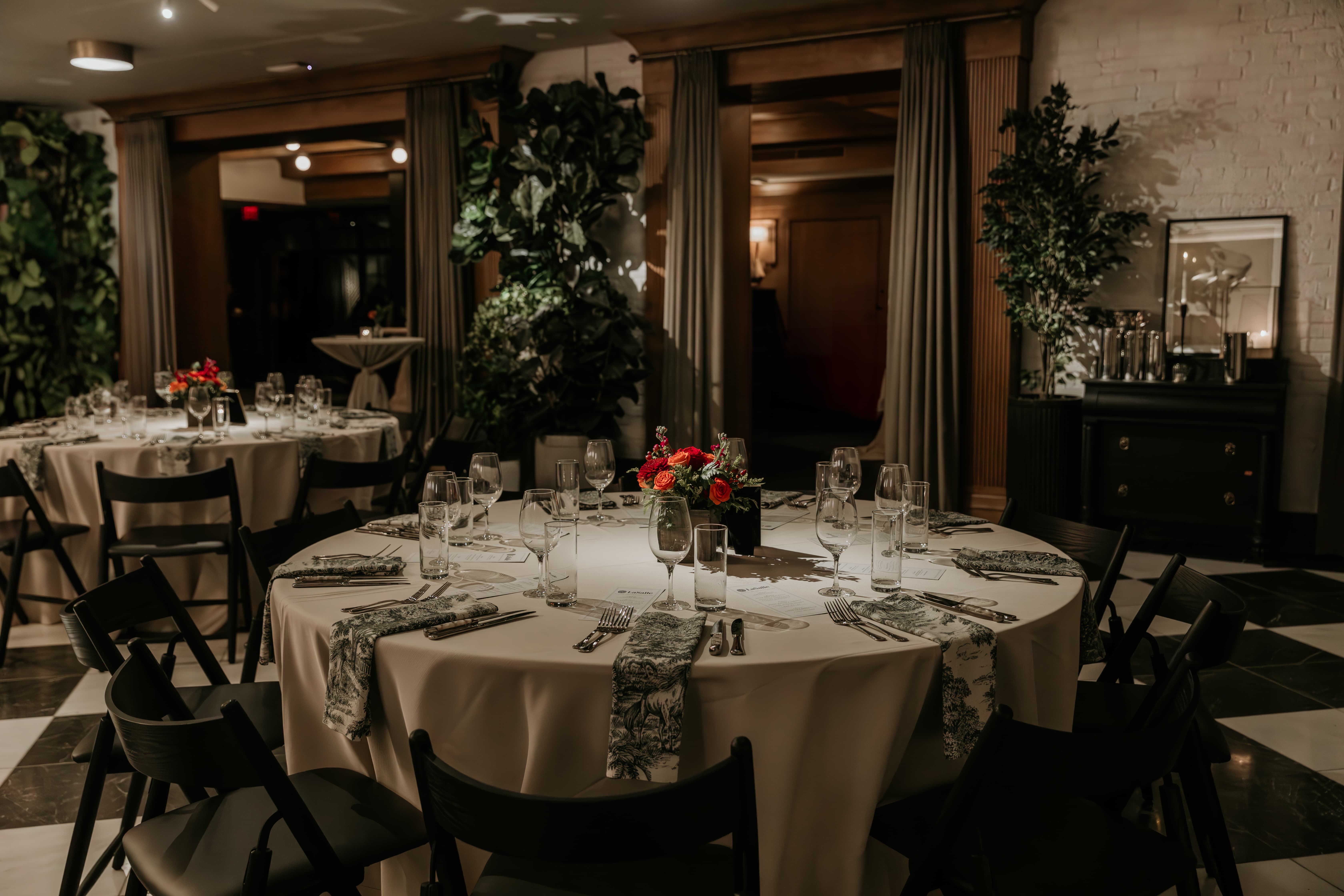 Image_2_Salon_61_Lasalle_Annual_Recognition_Dinner_Atrium-1009-2.jpg