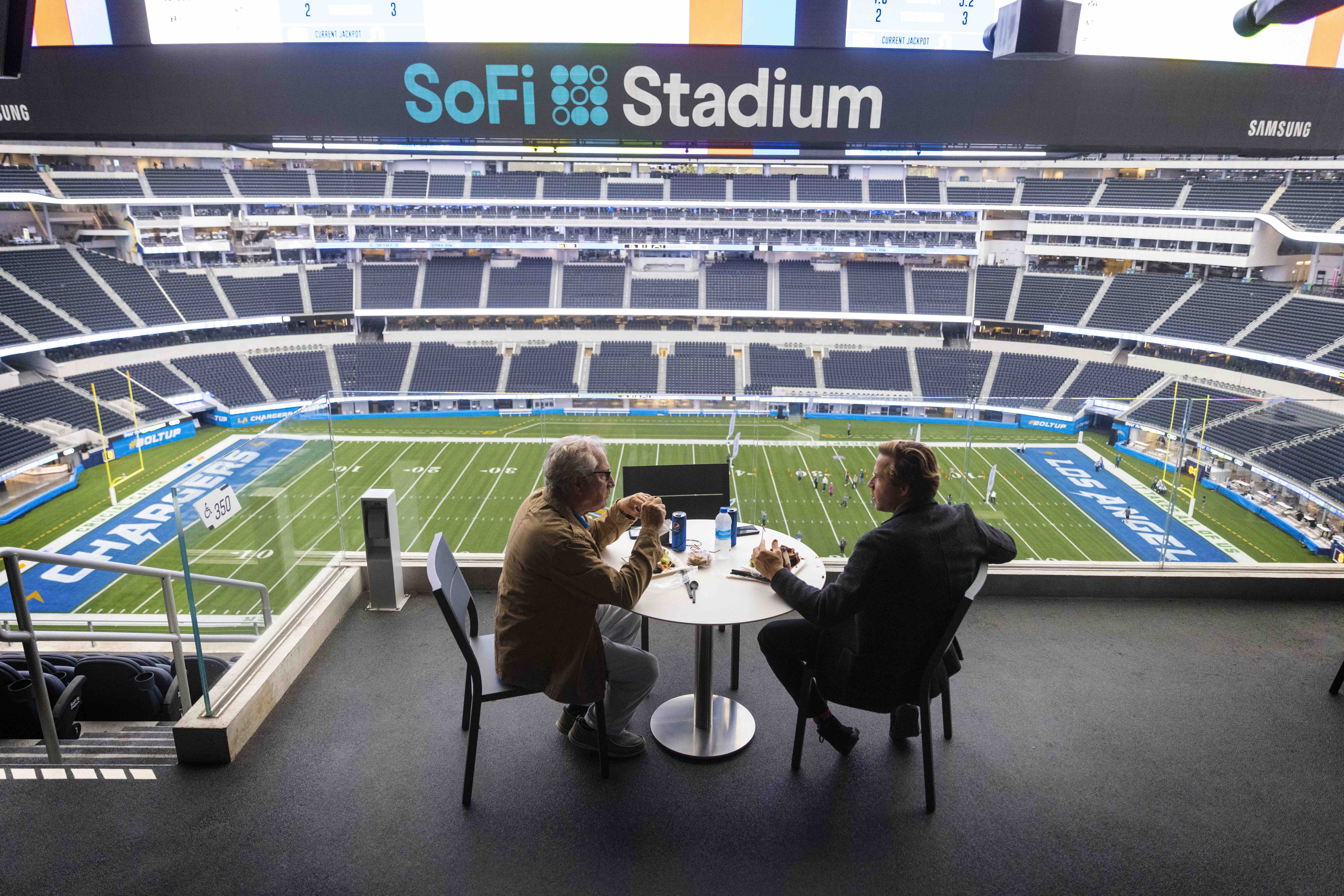 Sofi Style: Luxury Meets Loud At Los Angeles Stadium