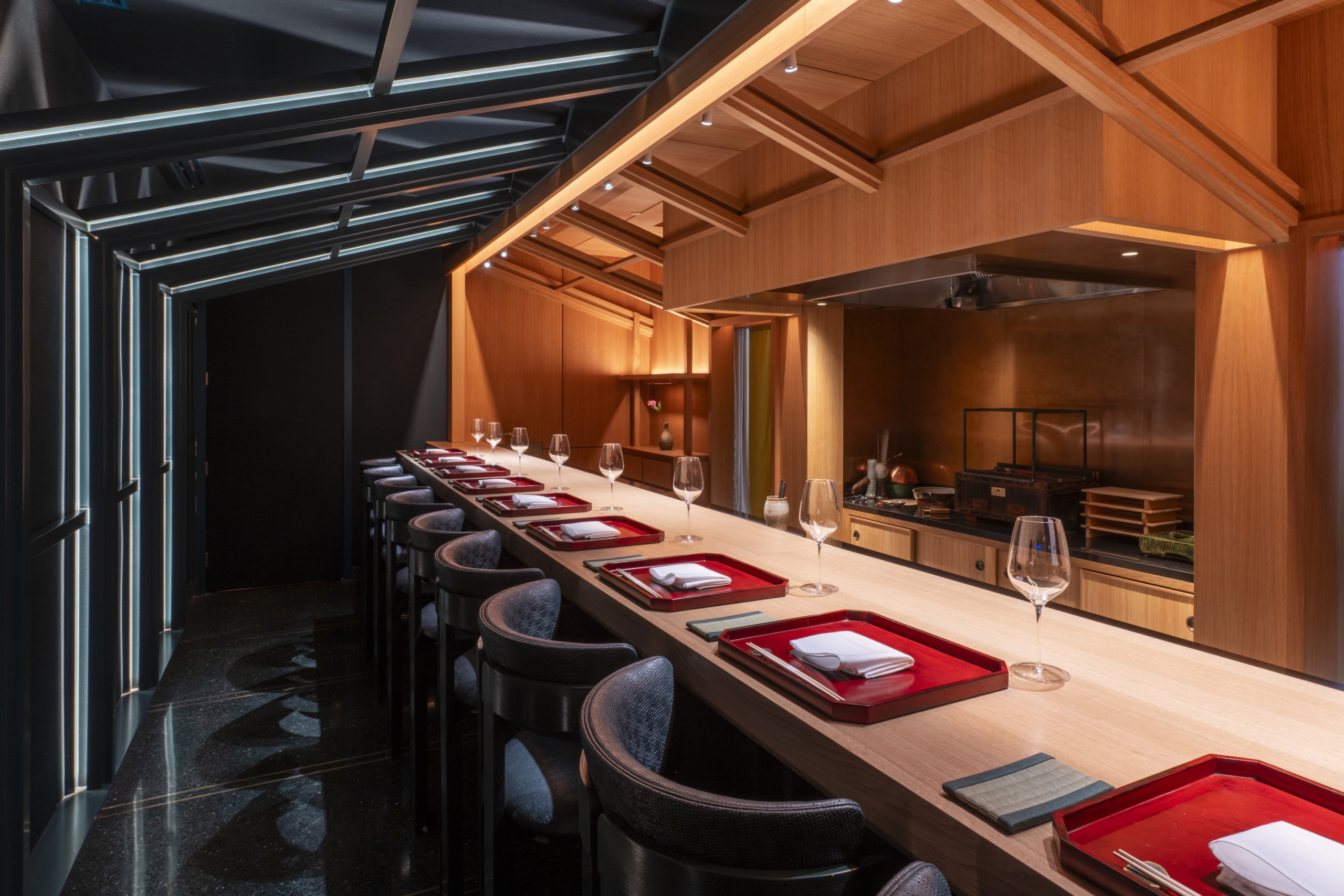 KARYU_Interior__Photo_Courtesy_of_Spicy_Hospitality_Group_