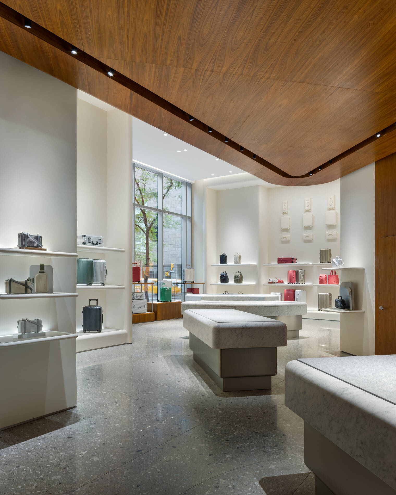 RIMOWA apartamento magazine 建築 インテリア The new Rimowa flagship store in Tokyo - Harmonies Magazine