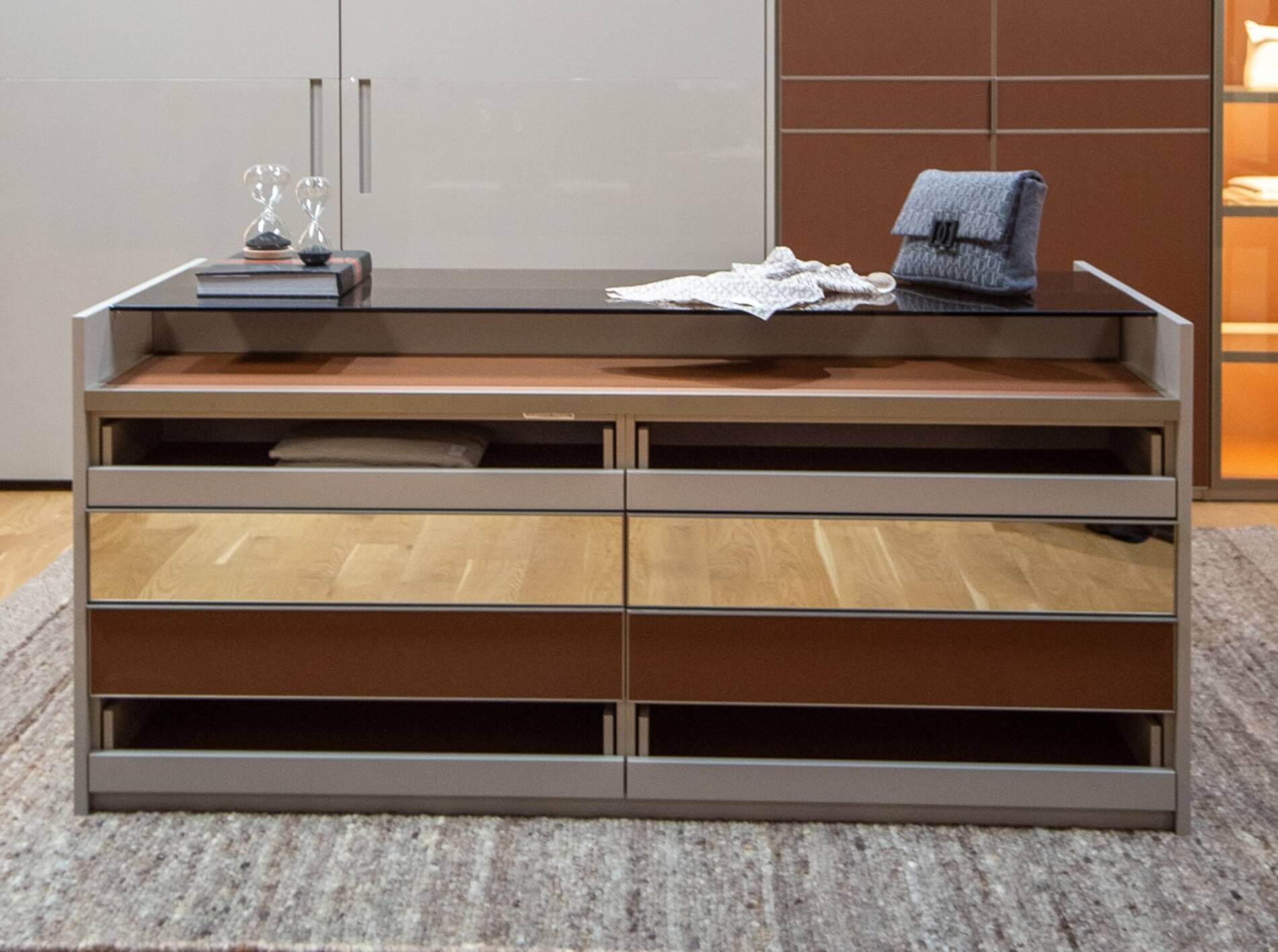 Dell Anno Denver: Chic Custom Cabinetry Solutions