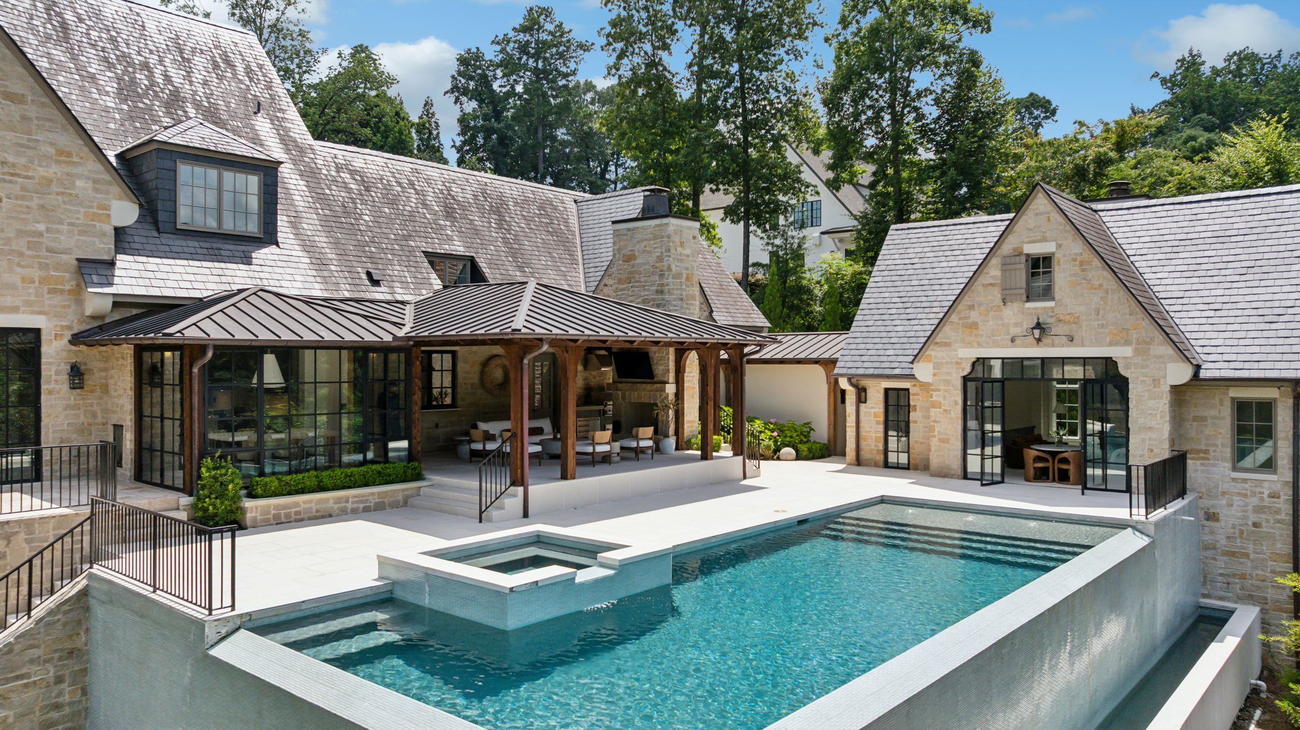 Step Inside A Luxury Sandy Springs Abode