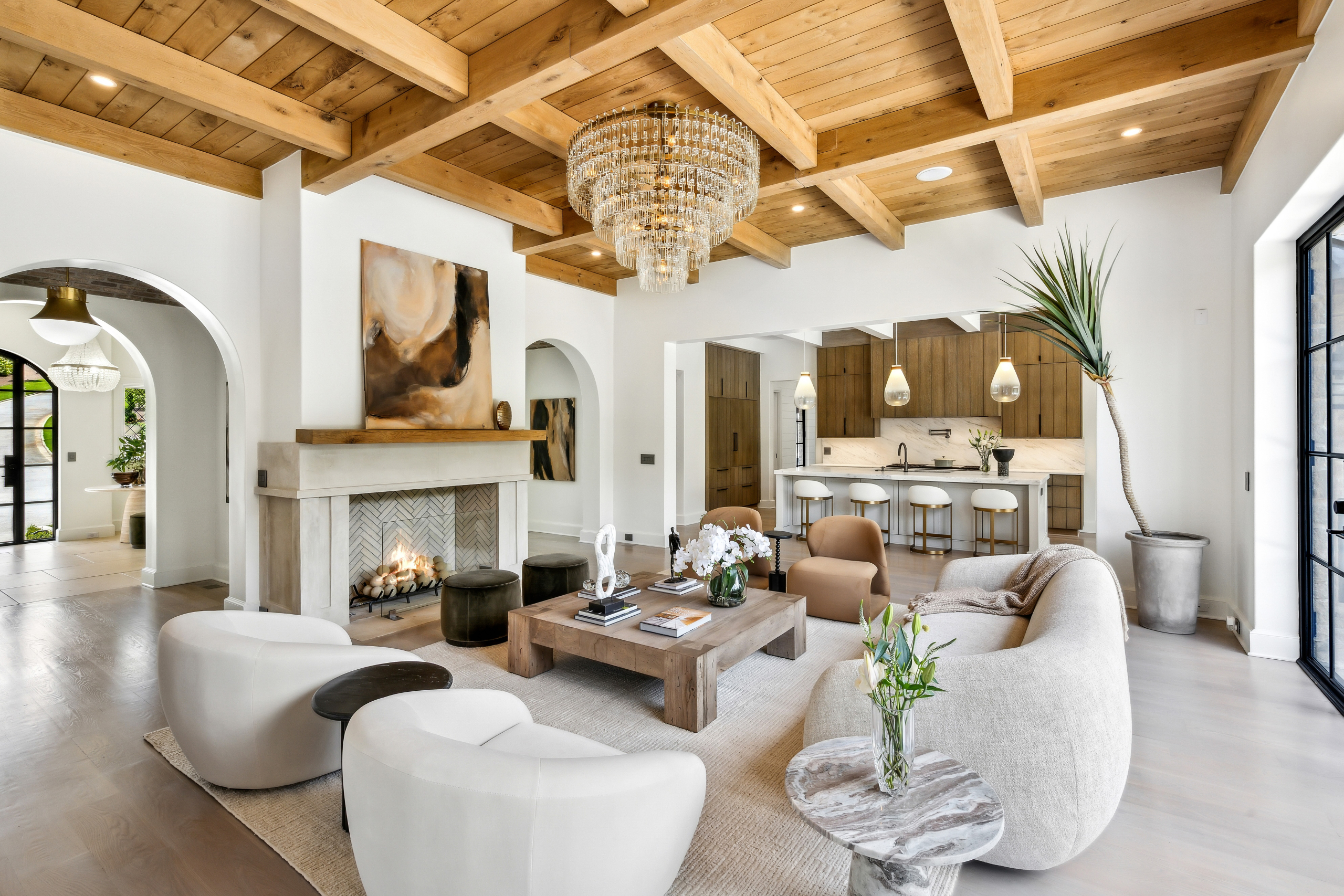 Step Inside A Luxury Sandy Springs Abode