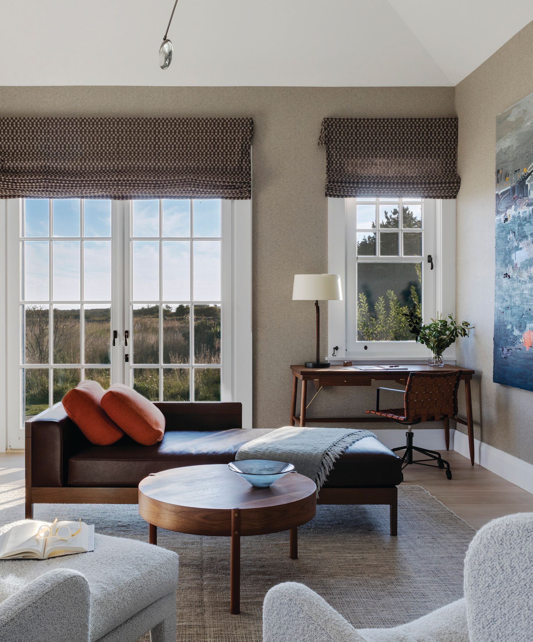 This Stunning Home Embraces Martha's Vineyard's Natural Beauty
