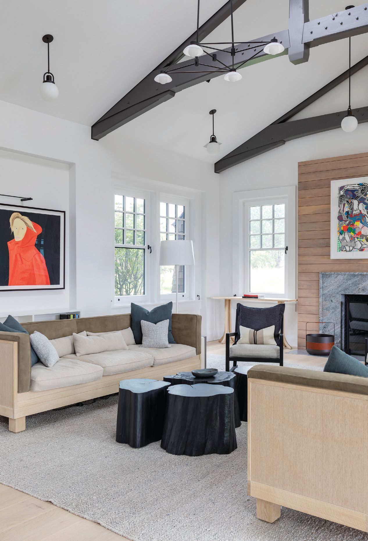 This Stunning Home Embraces Martha's Vineyard's Natural Beauty