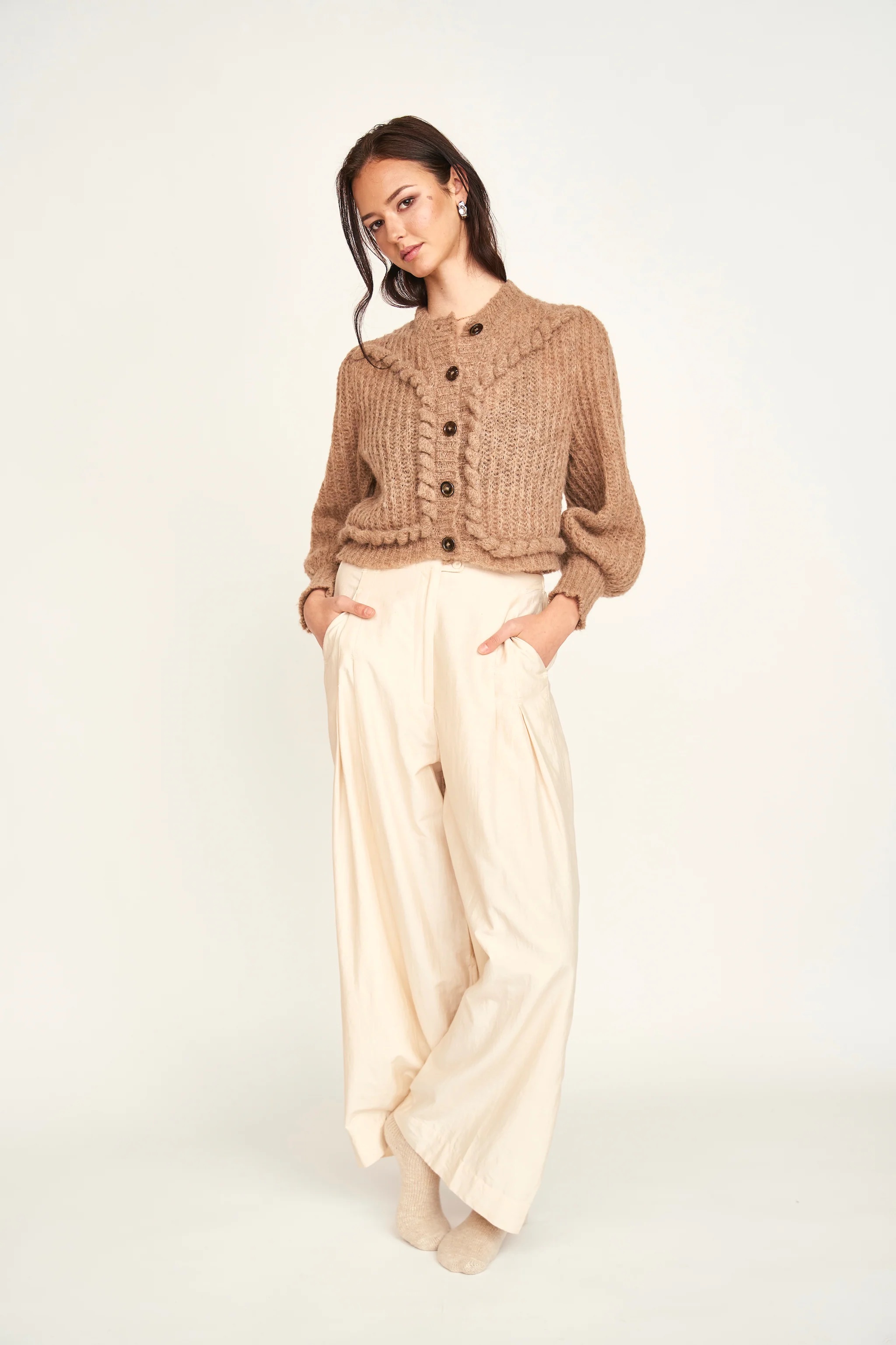 Moritz_Cardigan_in_Brownie_-_4