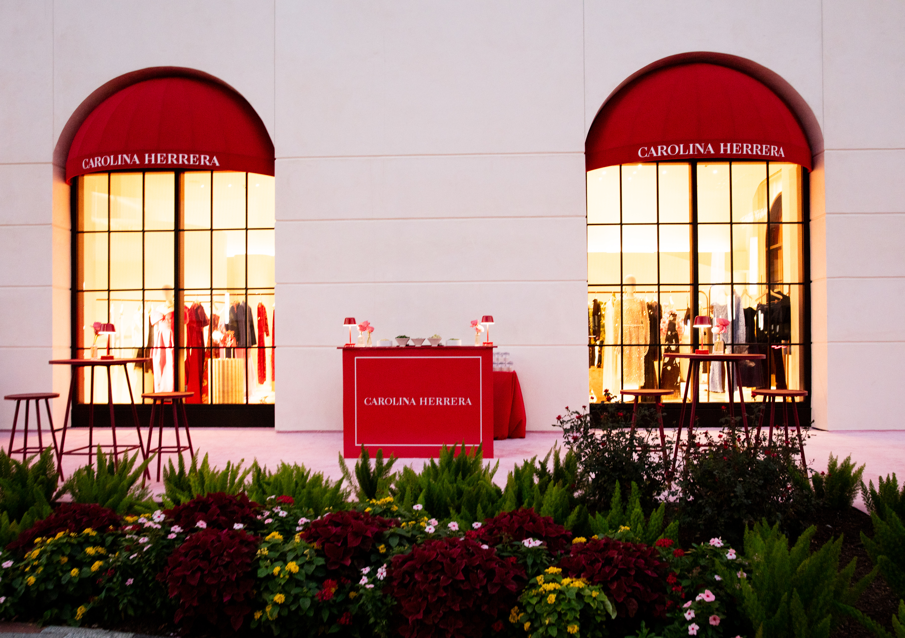 Luxury Avenue Carolina Herrera Tienda En Linea Carolina Herrera Celebrates Boutique Opening In Houston