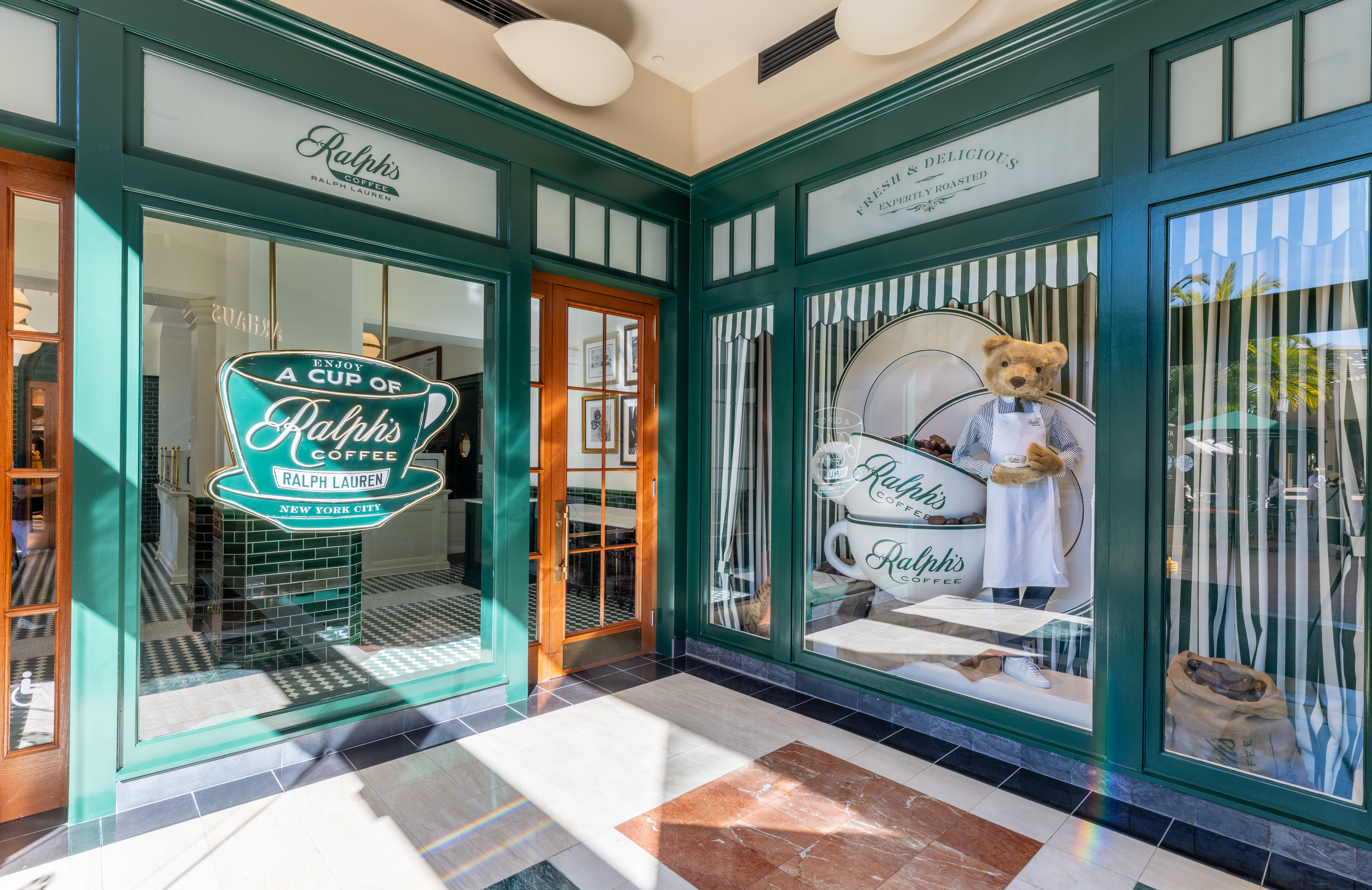 Ralph's Coffee Opens First West Coast Cafe in Newport Beach