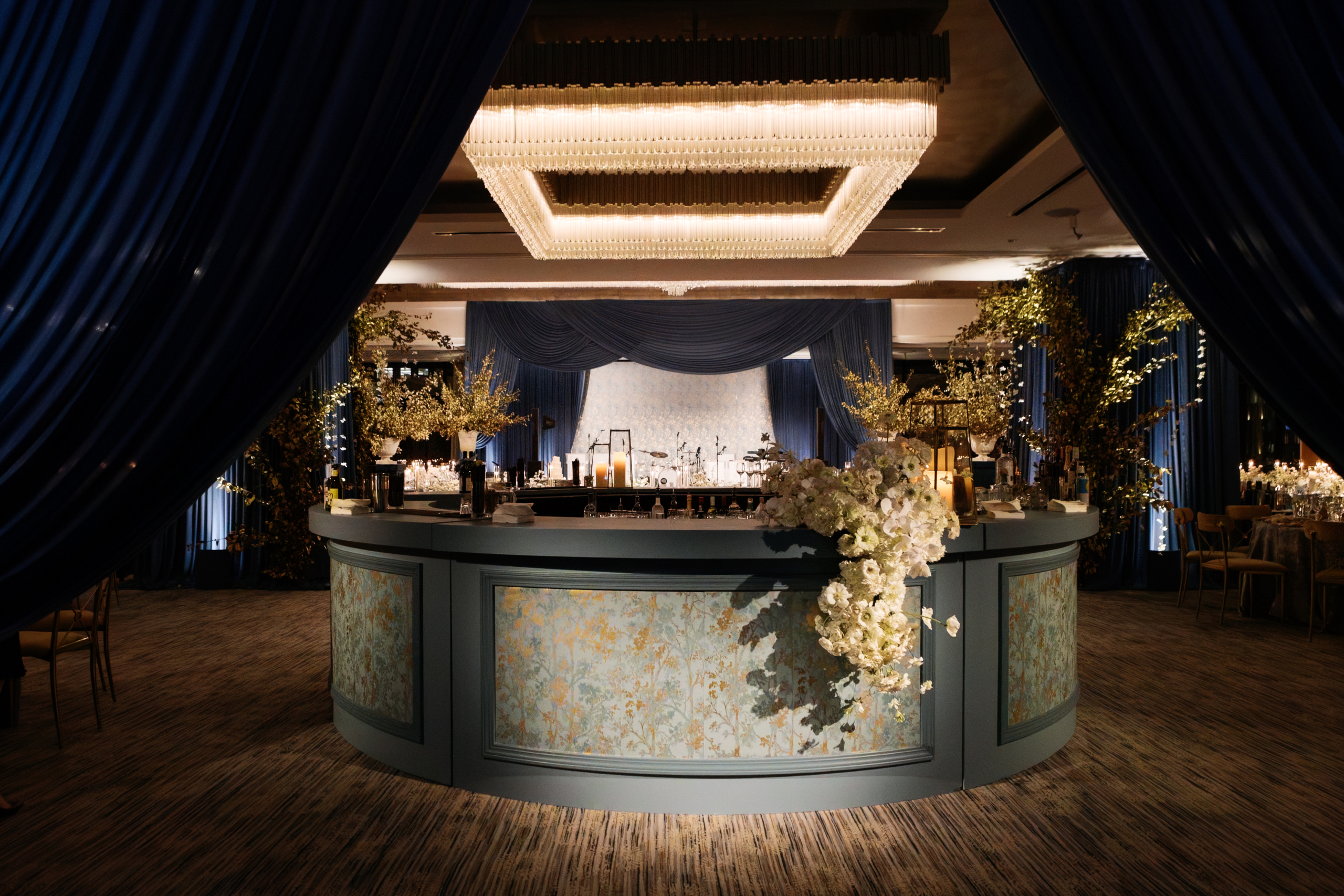 Ritz Butler Izabela Butler Crafts Exclusive Ritz-Carlton Chicago Weddings