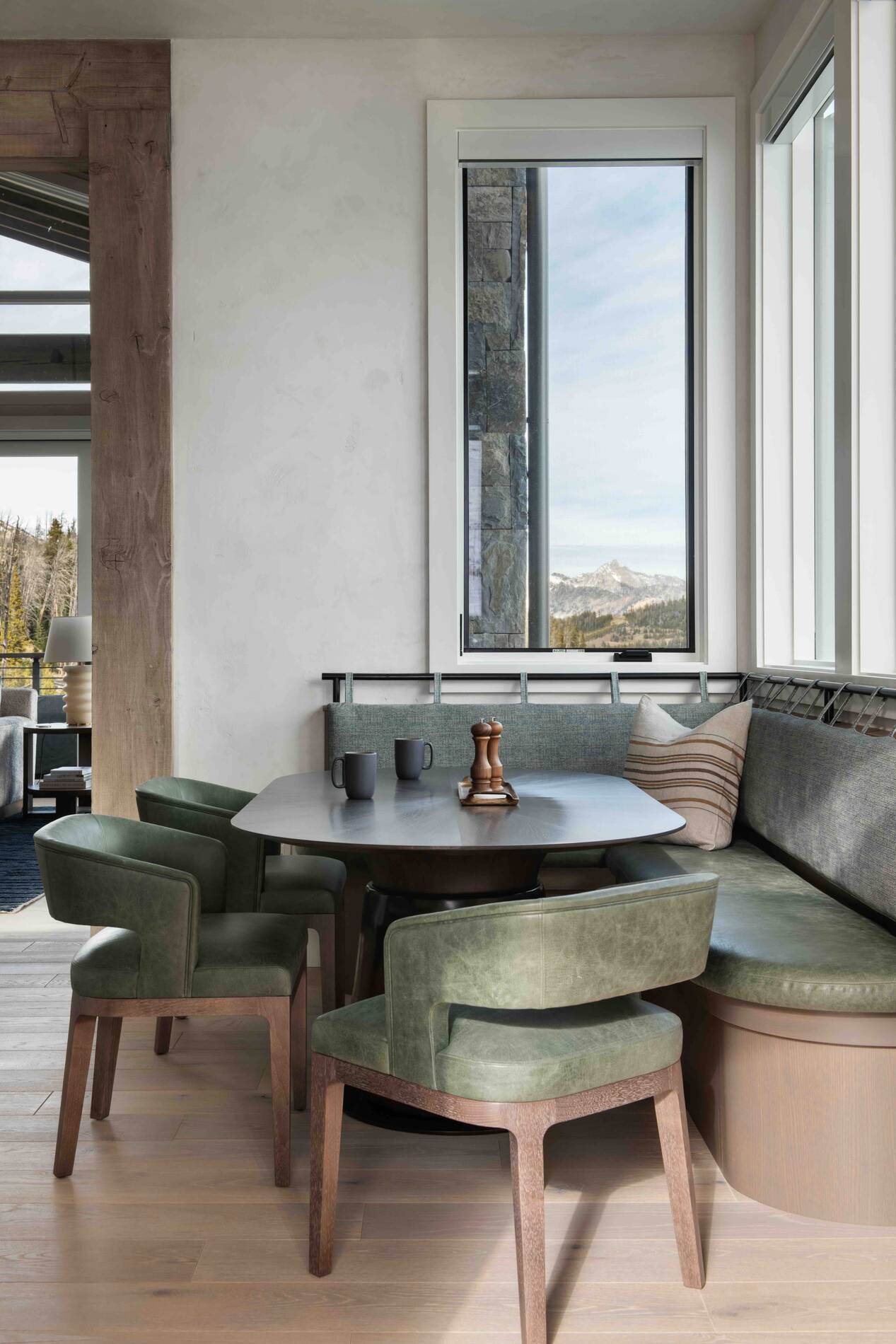 LaSalle_dining-green
