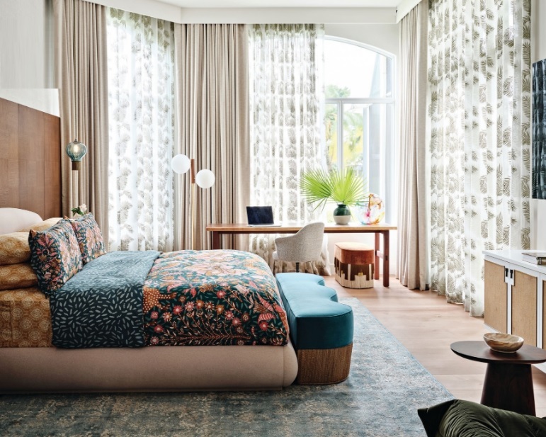 Errez Interior Design Bring Warmth and Biographical Style to This West ...