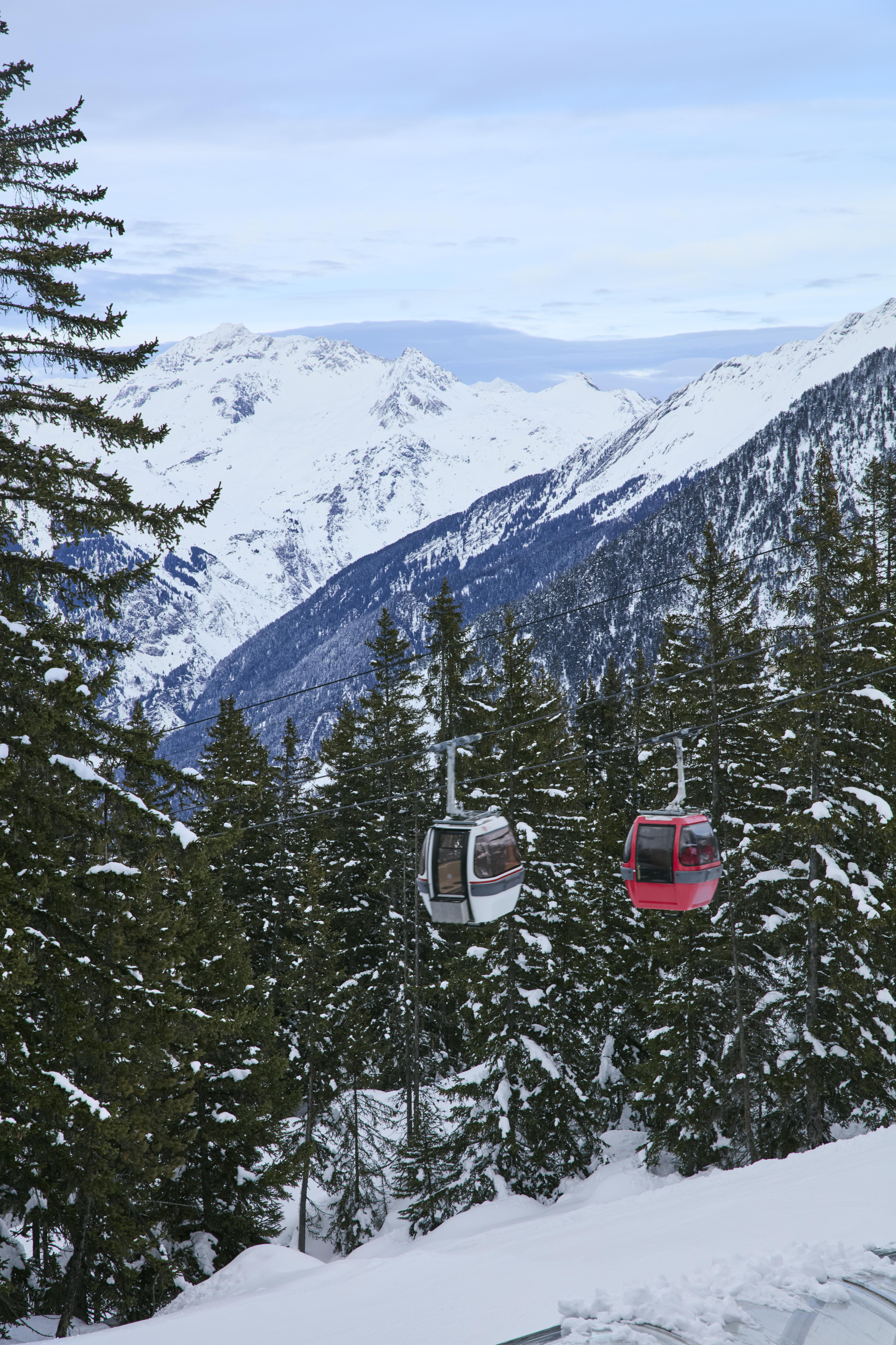 2026-01-12_LAPOGEE_Courchevel7377