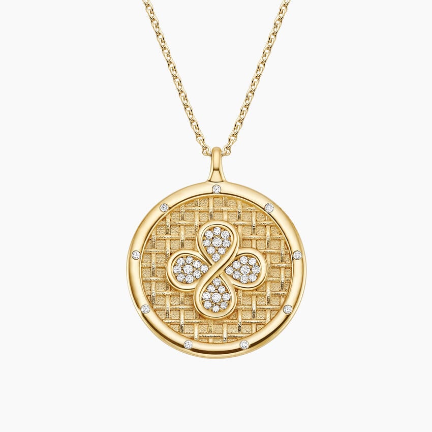 Top 10 Stylish Clover Necklaces for Luck and Elegance