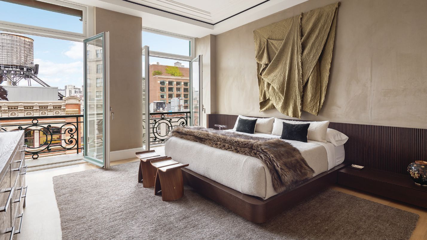 Top Manhattan Luxury Homes for Sale: Penthouses & Townhouses
