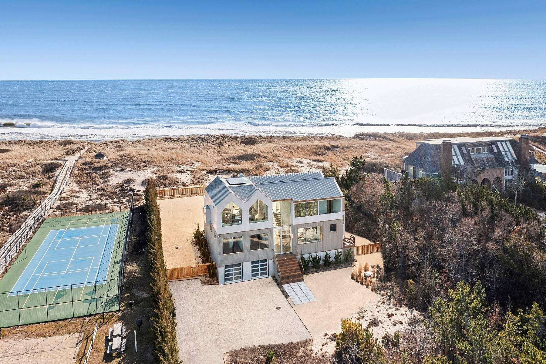 Top 11 Luxury Hamptons Homes for Sale in Summer 2026