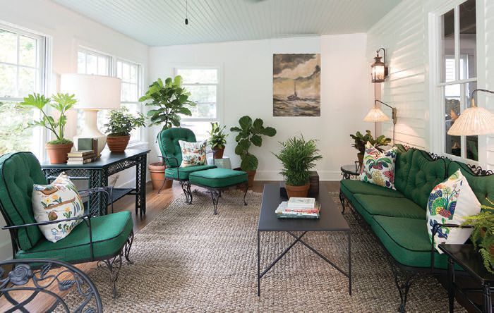 A bright, inviting cottage living space layered with relaxed, coastal style PHOTO COURTESY OF CAPE RESORTS