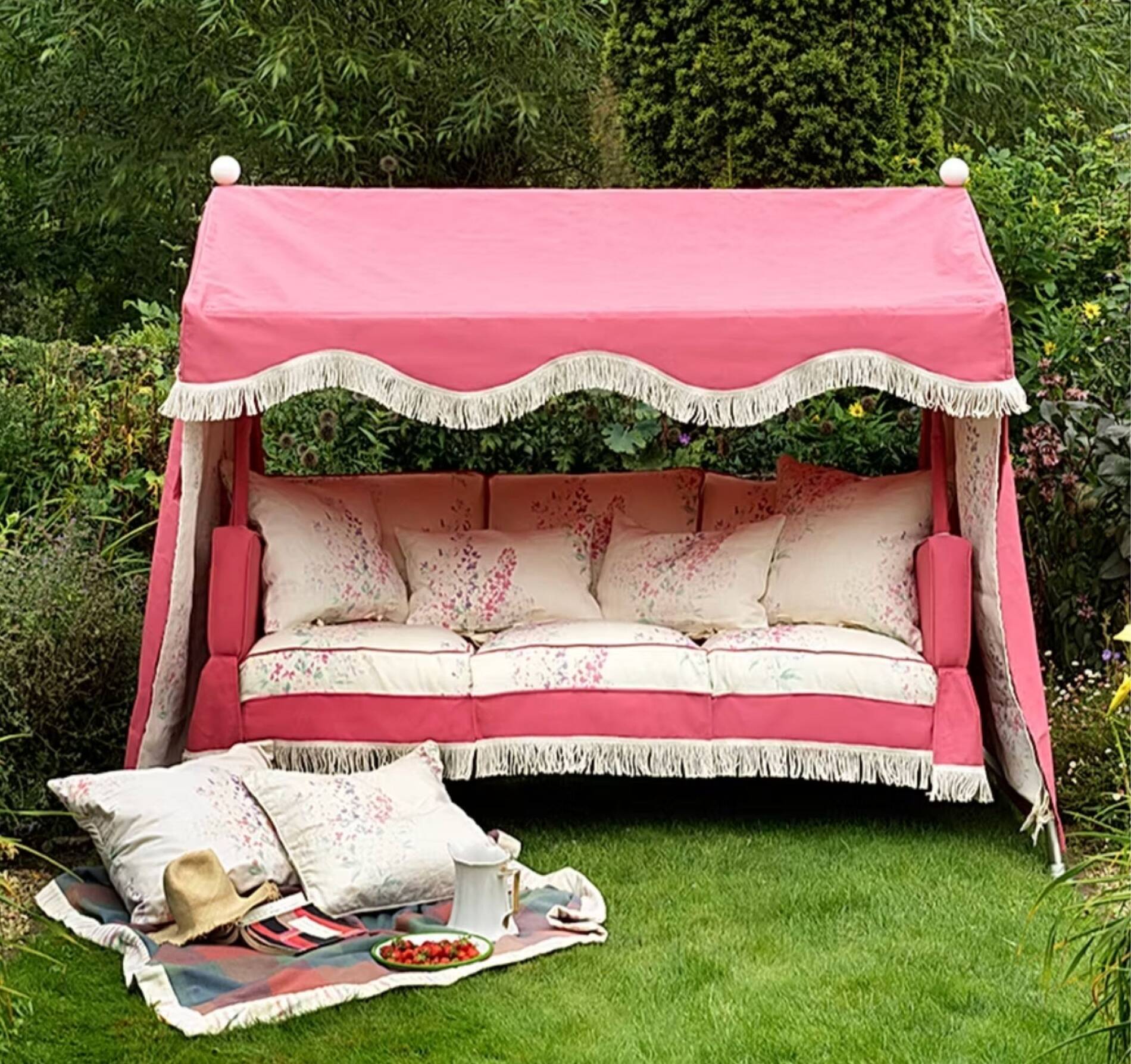 Odd_Limited_Pink_Striped_Rocker