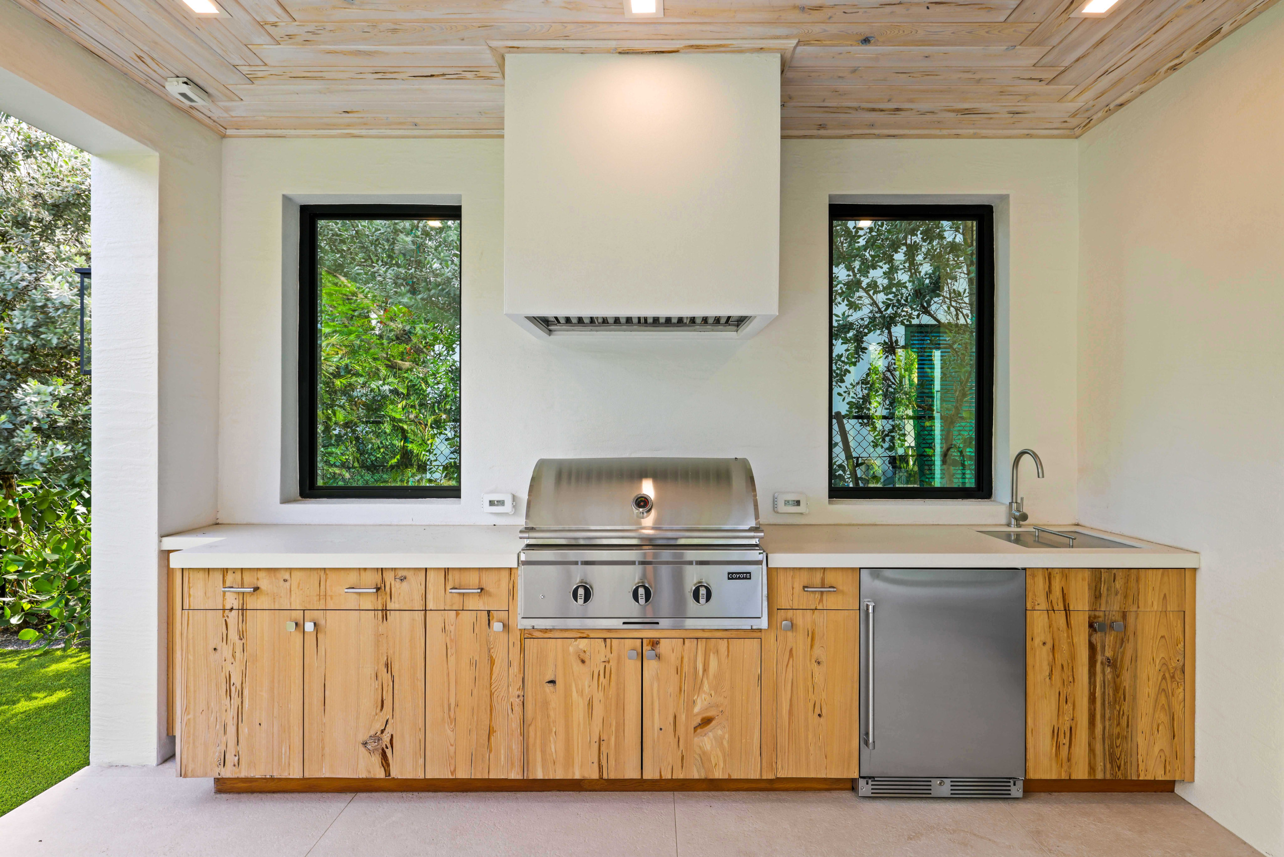 35__Summer_Kitchen
