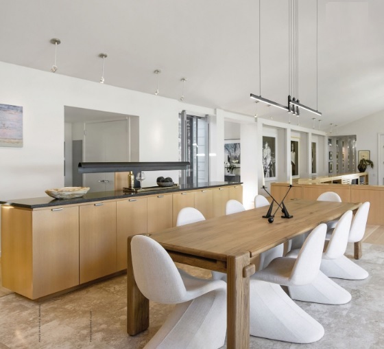 The contemporary dining room at 8 Snail Road is an entertainer's dream. PHOTO BY HARRIS ALLEN