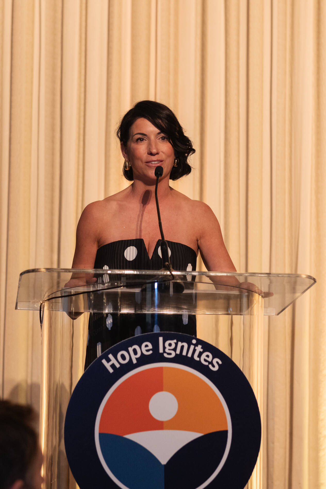 Monica Robertson delivered remarks during the evening’s program at Hope Ignites Gala